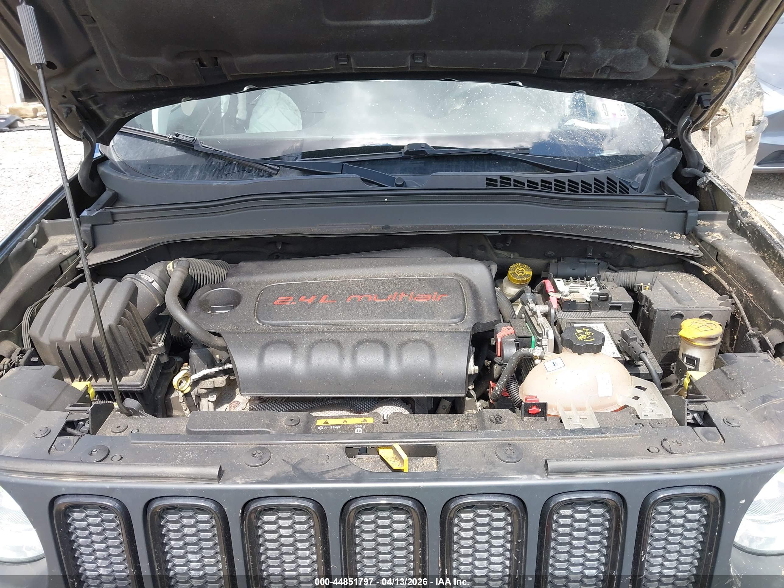 JEEP RENEGADE image 10