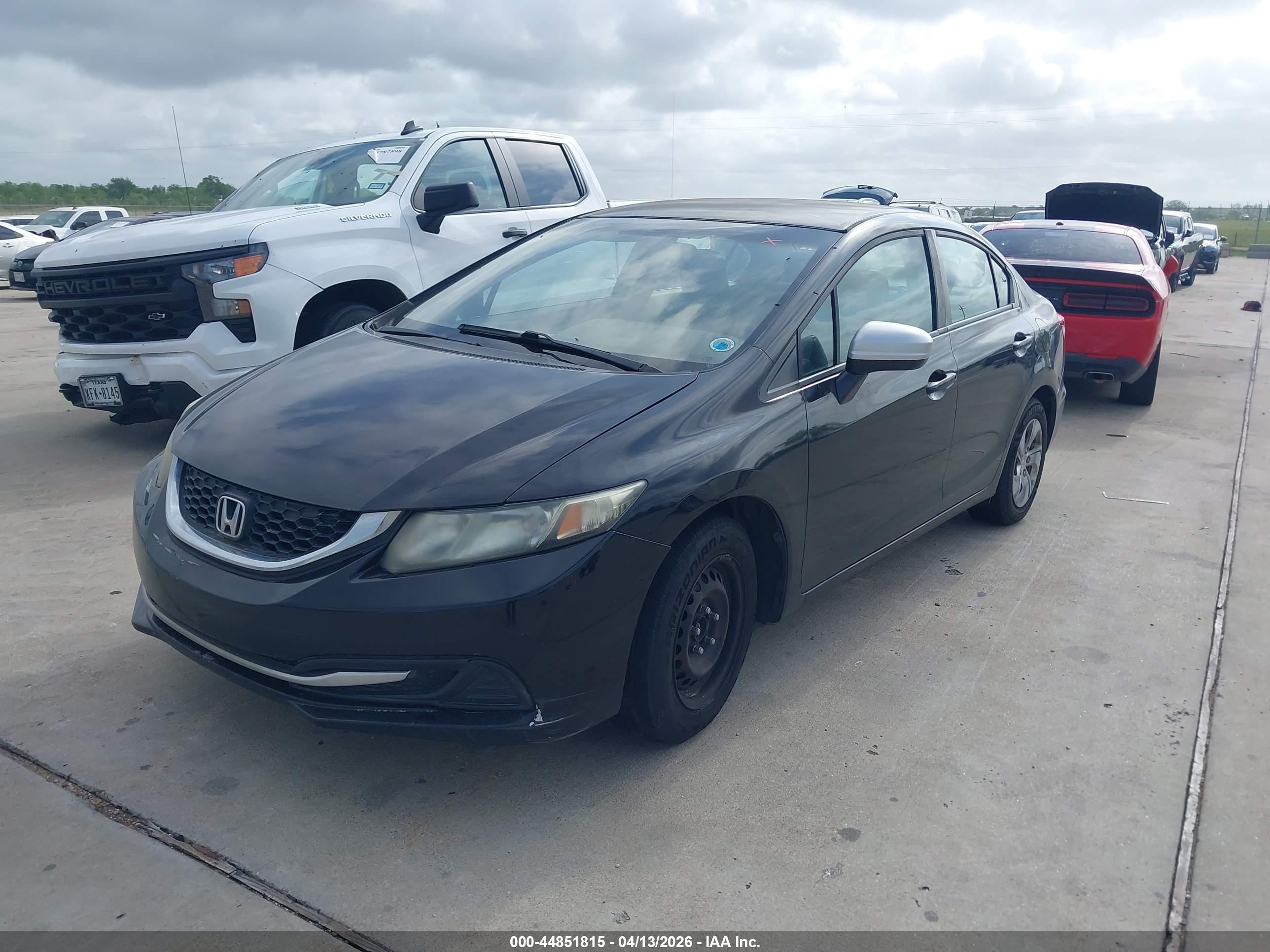HONDA CIVIC image 2