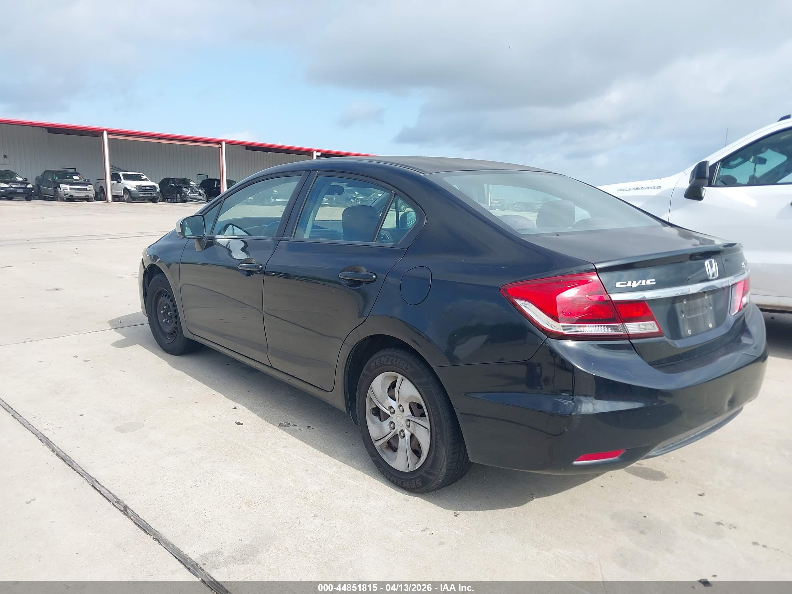 HONDA CIVIC image 3