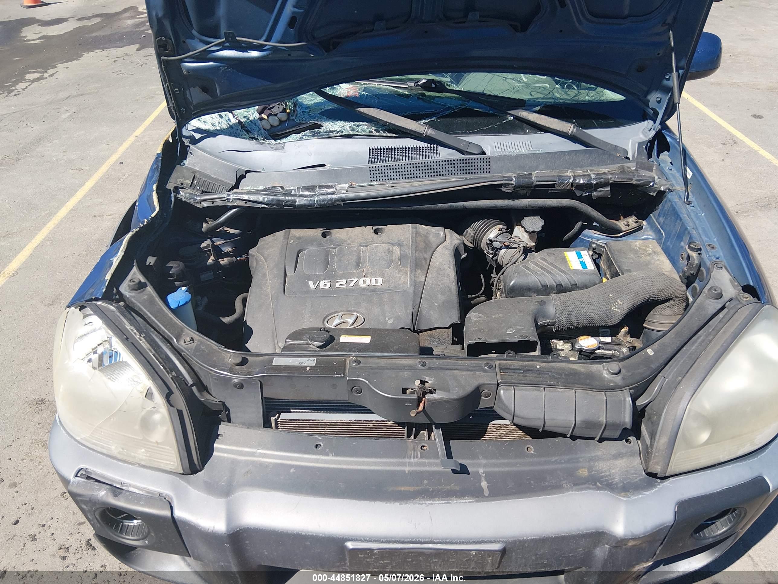 HYUNDAI TUCSON image 10