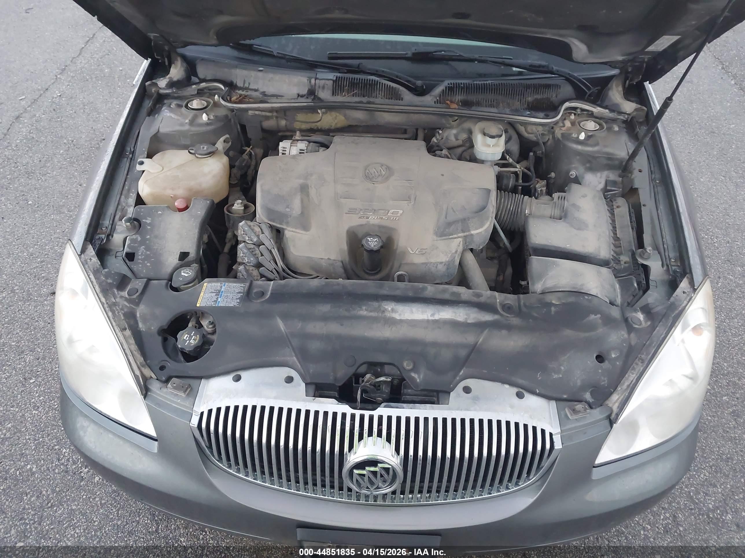 BUICK LUCERNE image 10