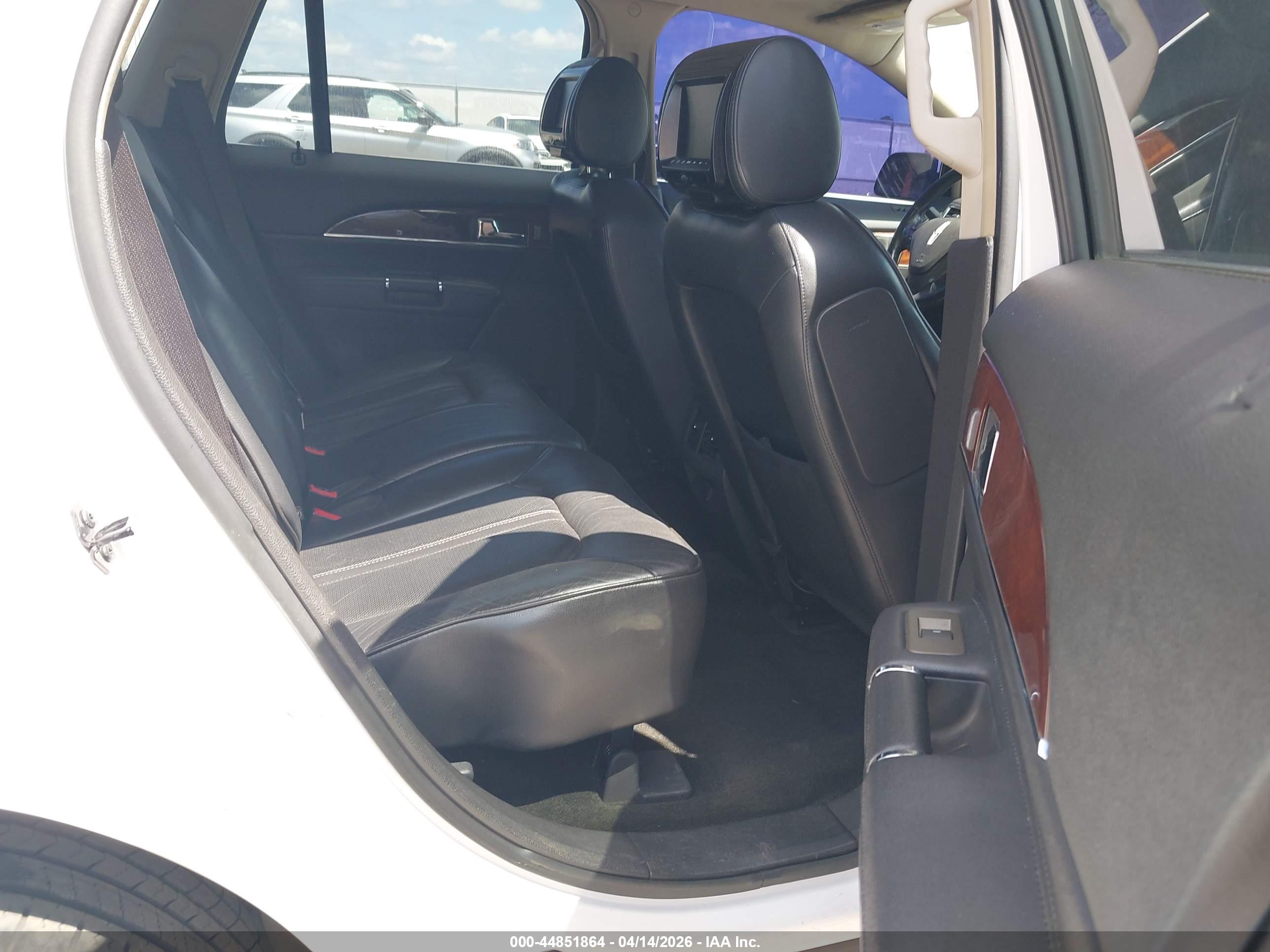 LINCOLN MKX image 8