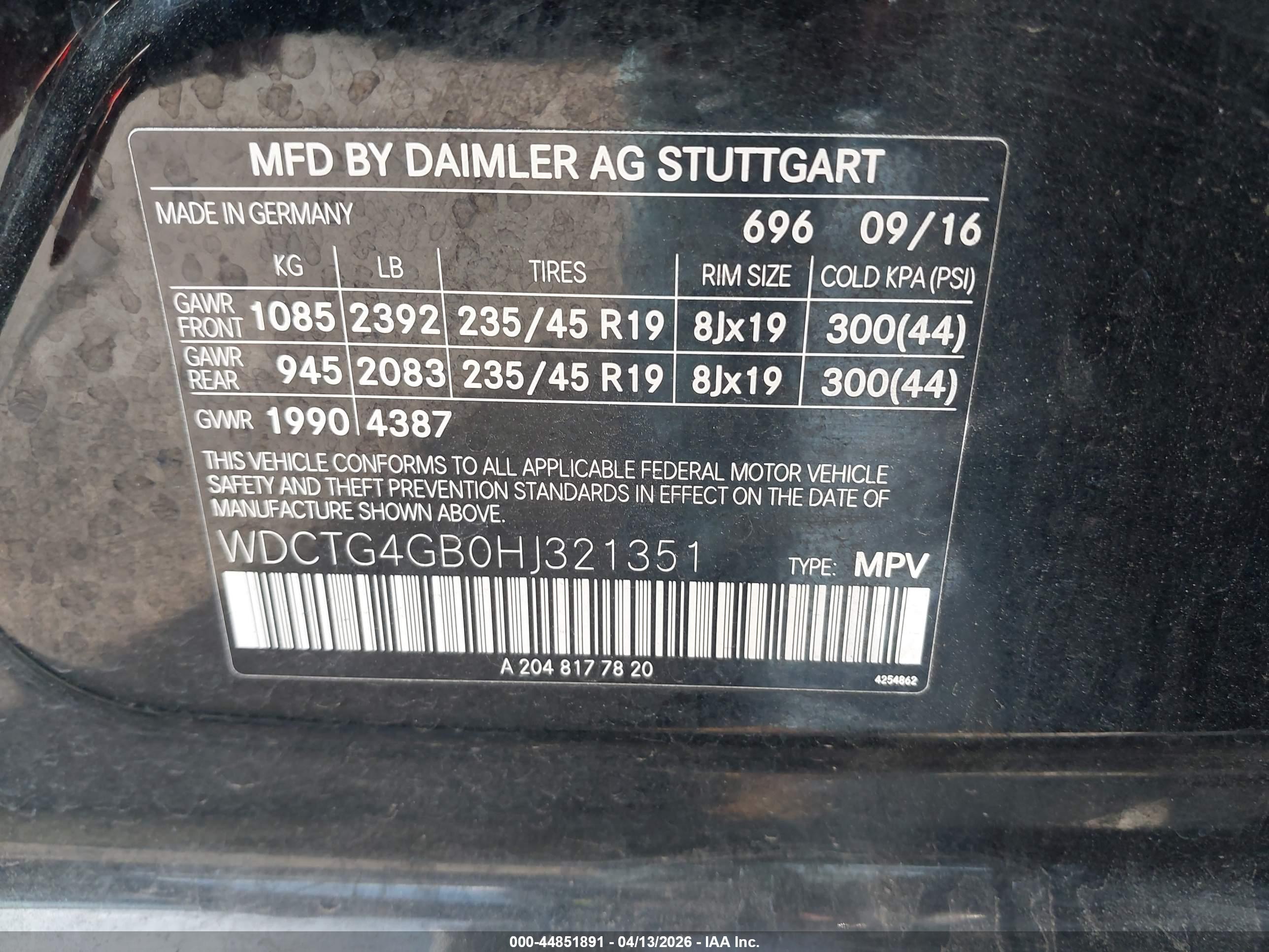 MERCEDES-BENZ GLA image 9