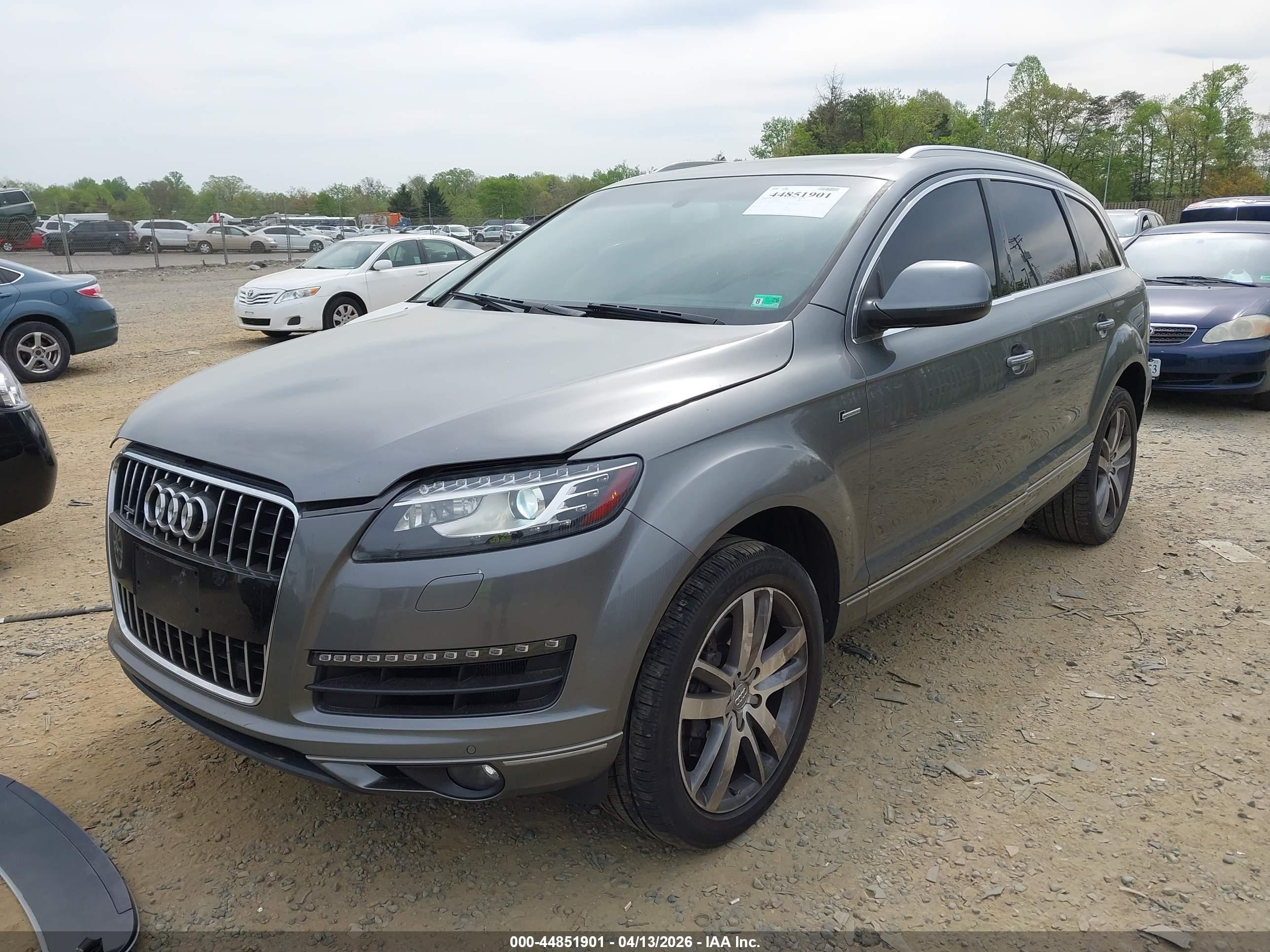 AUDI Q7 image 2