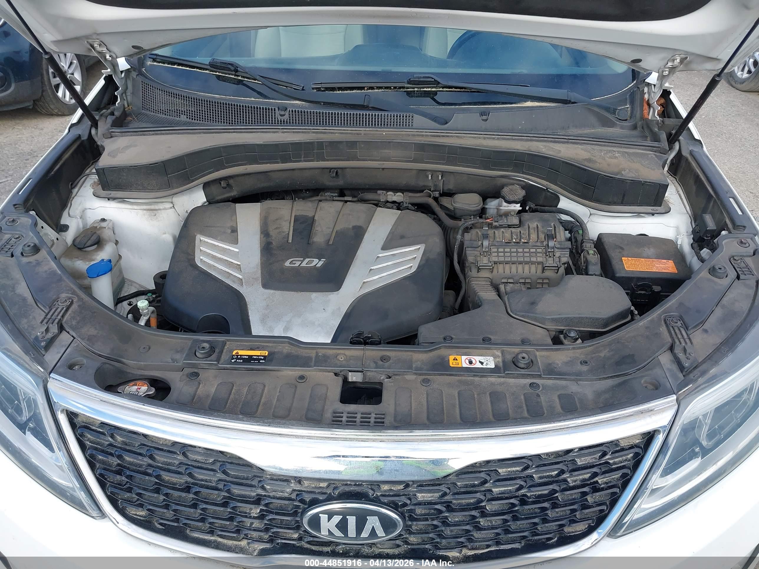 KIA SORENTO image 10