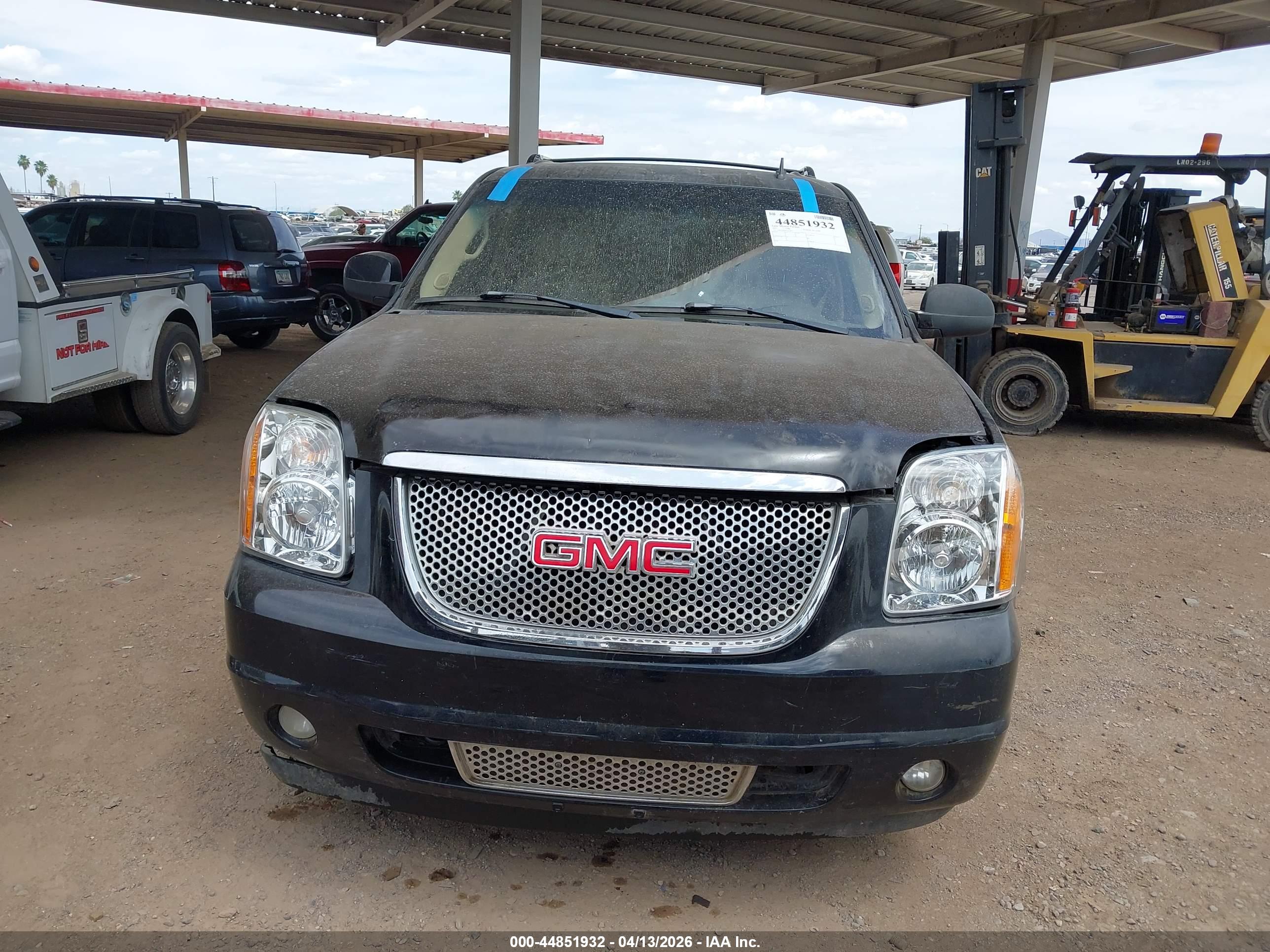 GMC YUKON image 6