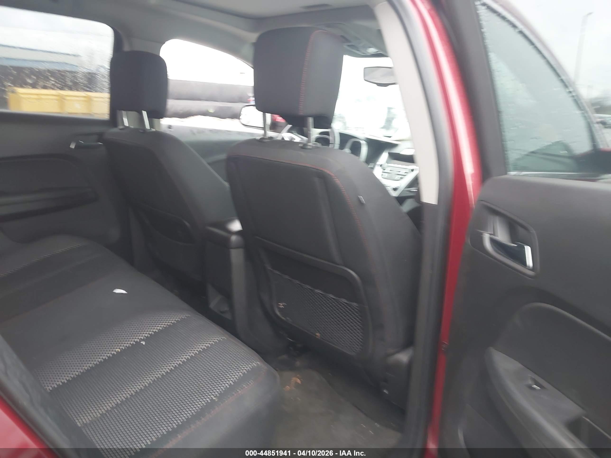 CHEVROLET EQUINOX image 8