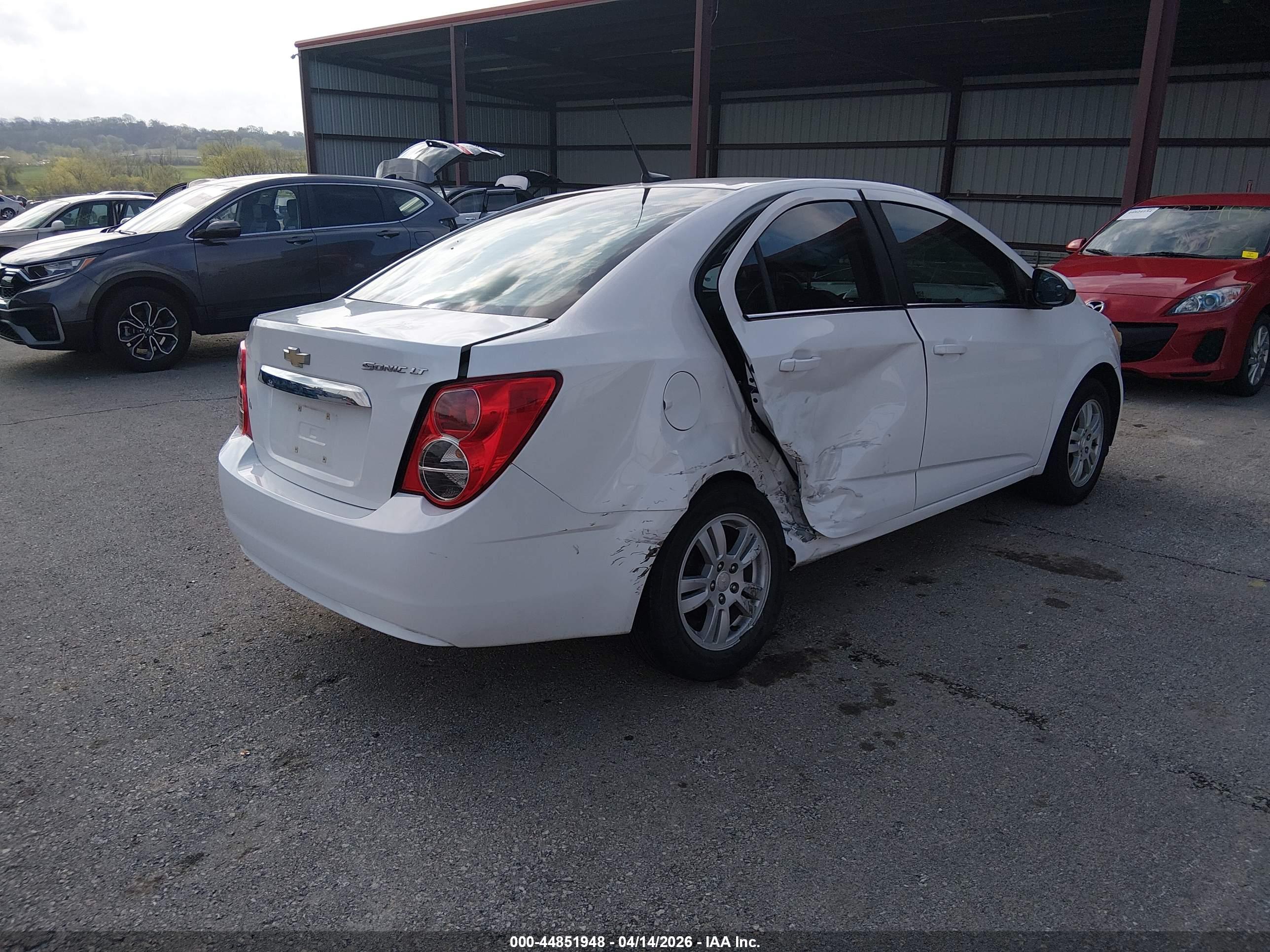 CHEVROLET SONIC image 4