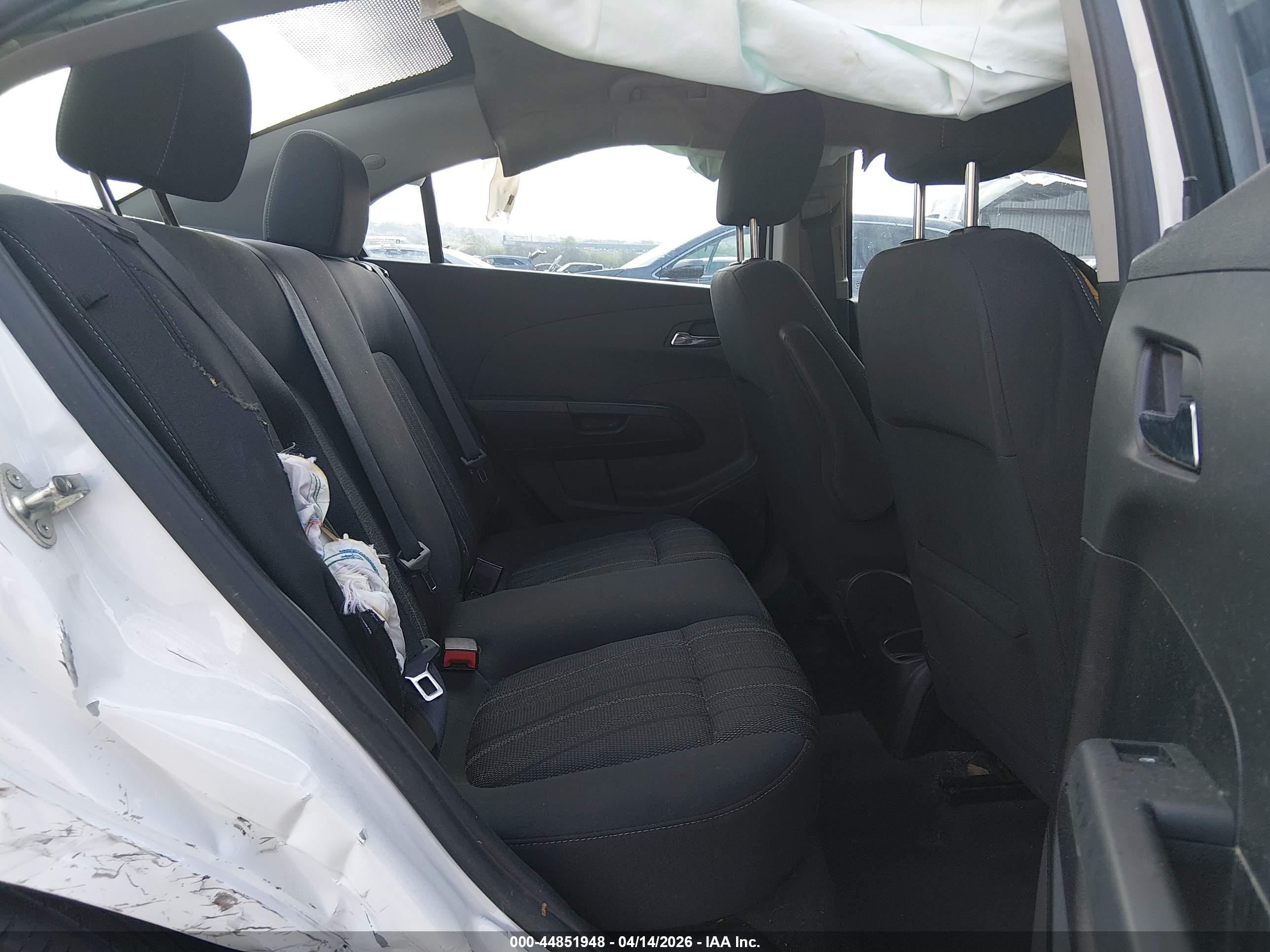 CHEVROLET SONIC image 8