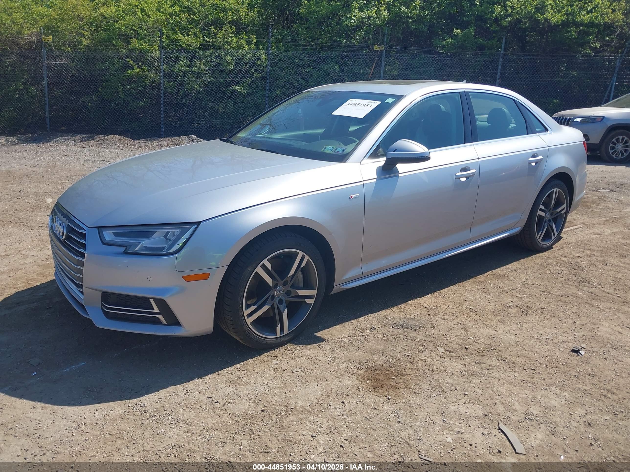 AUDI A4 image 2