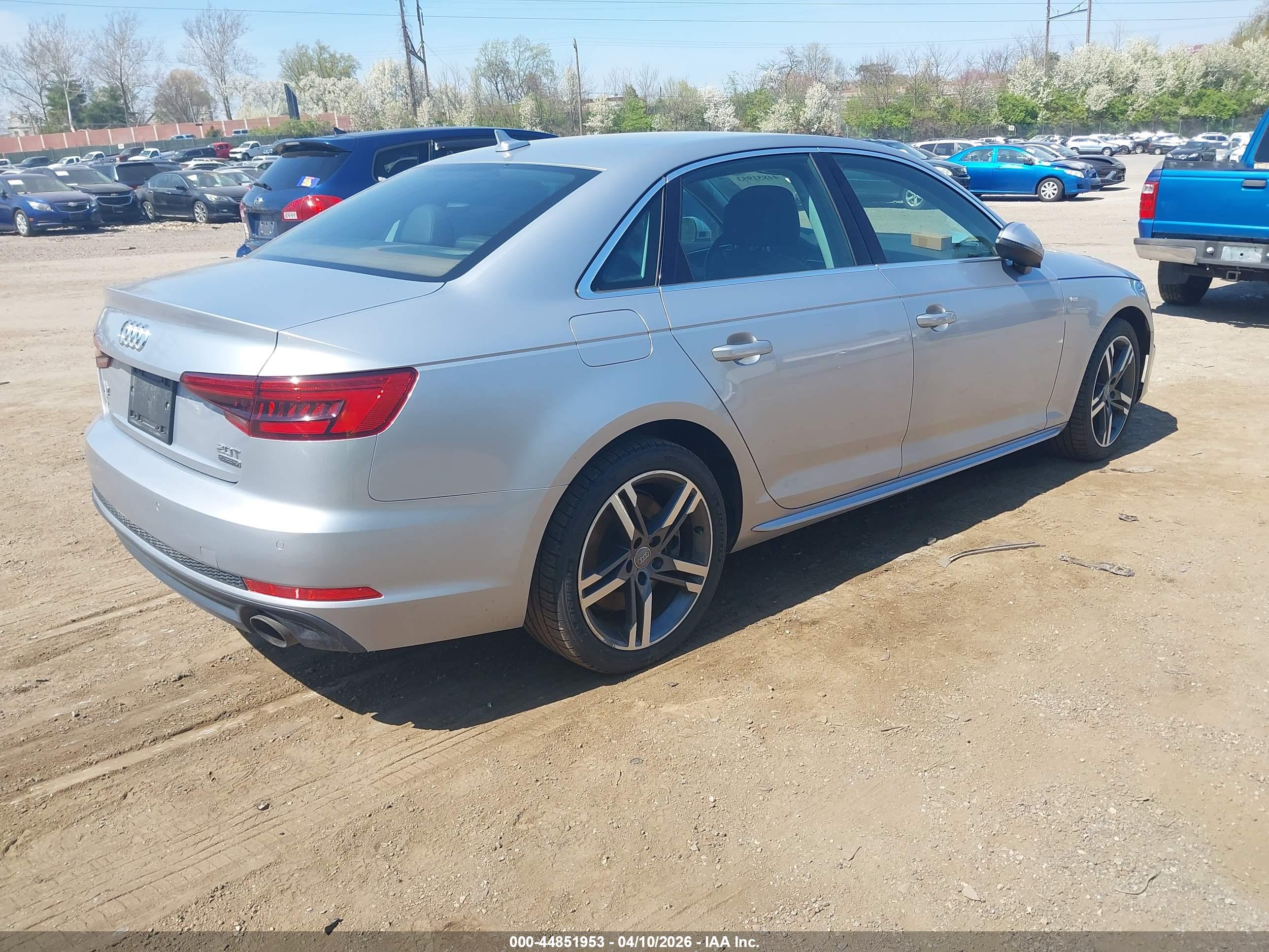AUDI A4 image 4