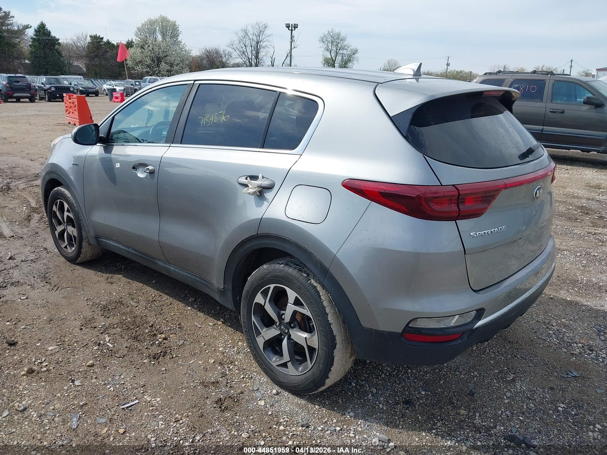 KIA SPORTAGE image 3