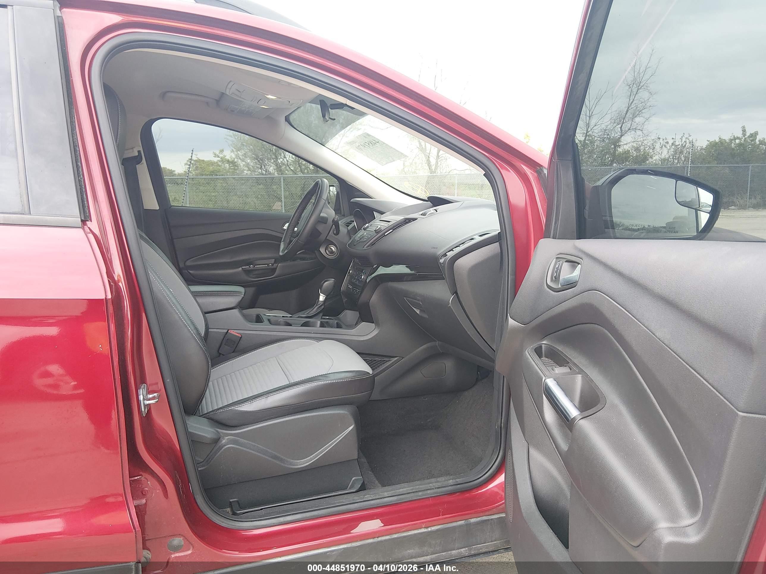 FORD ESCAPE image 5