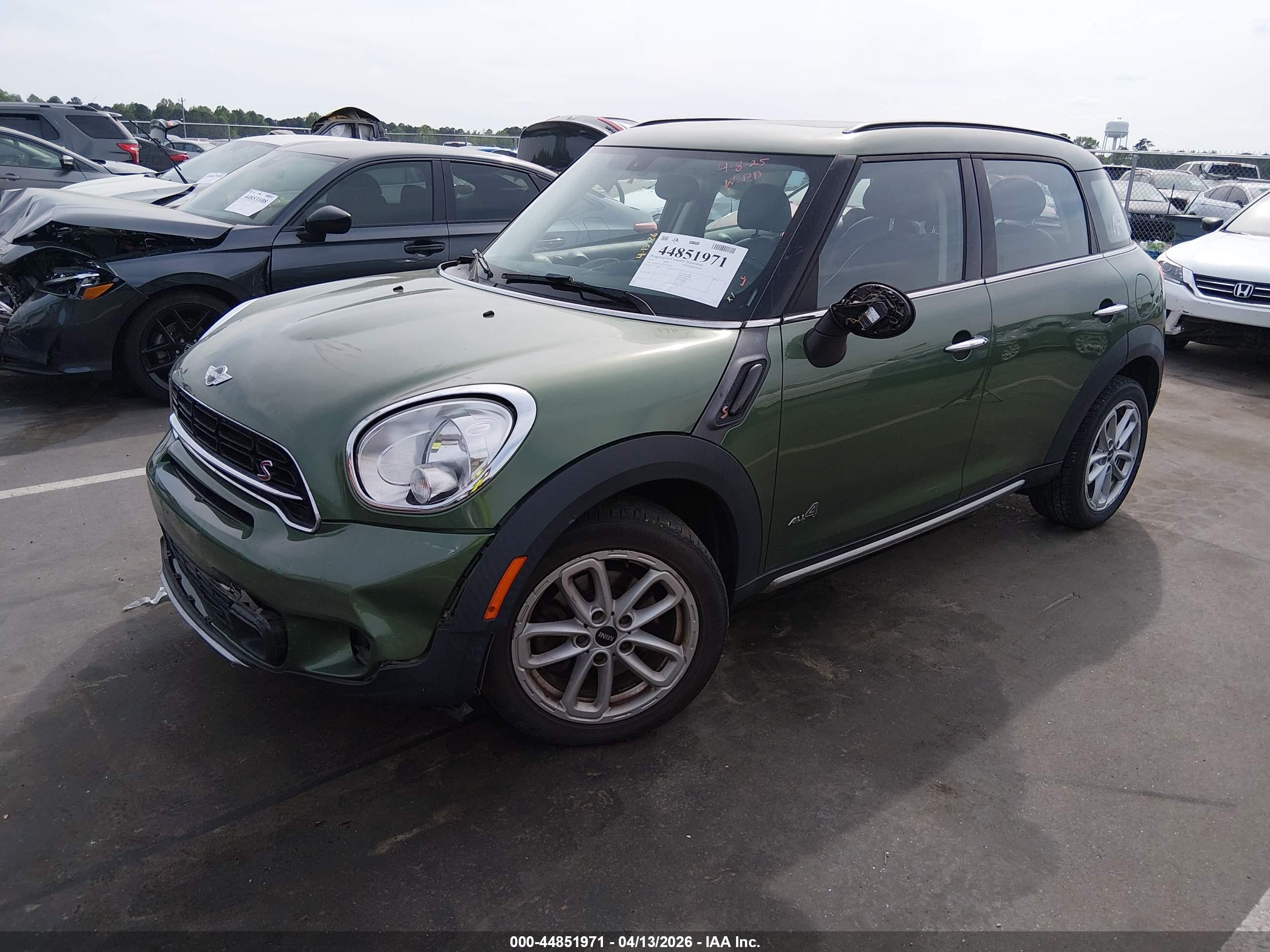 MINI COUNTRYMAN image 2