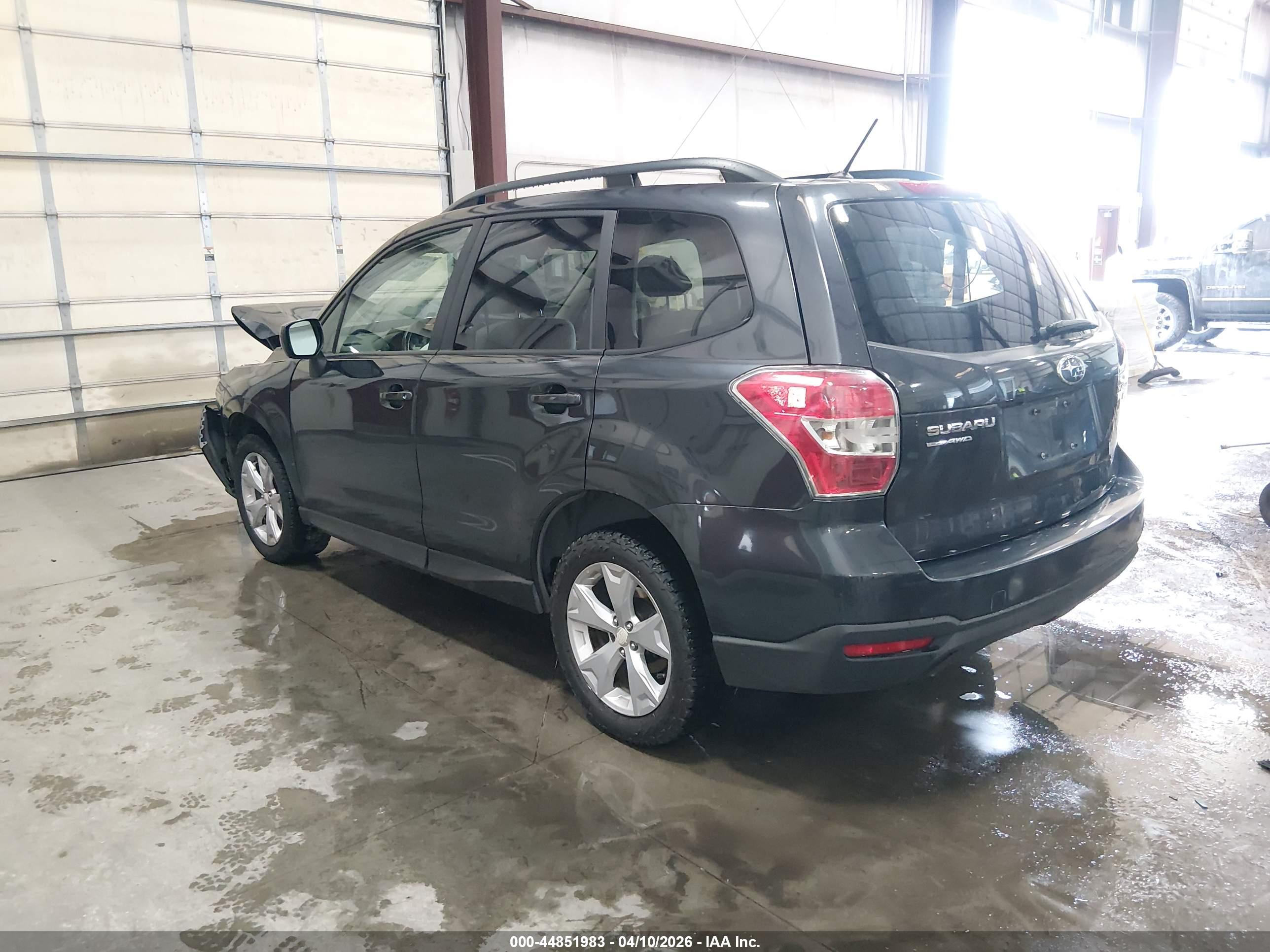 SUBARU FORESTER image 3