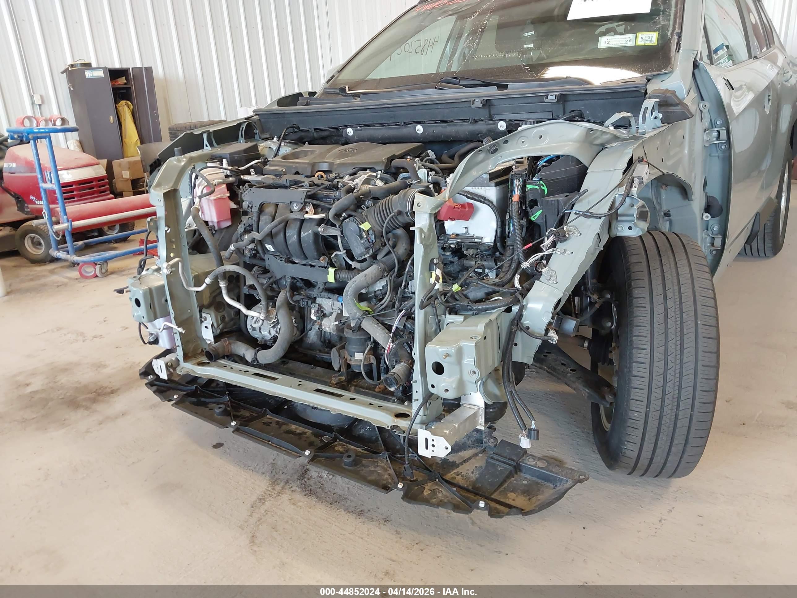 TOYOTA RAV4 image 6