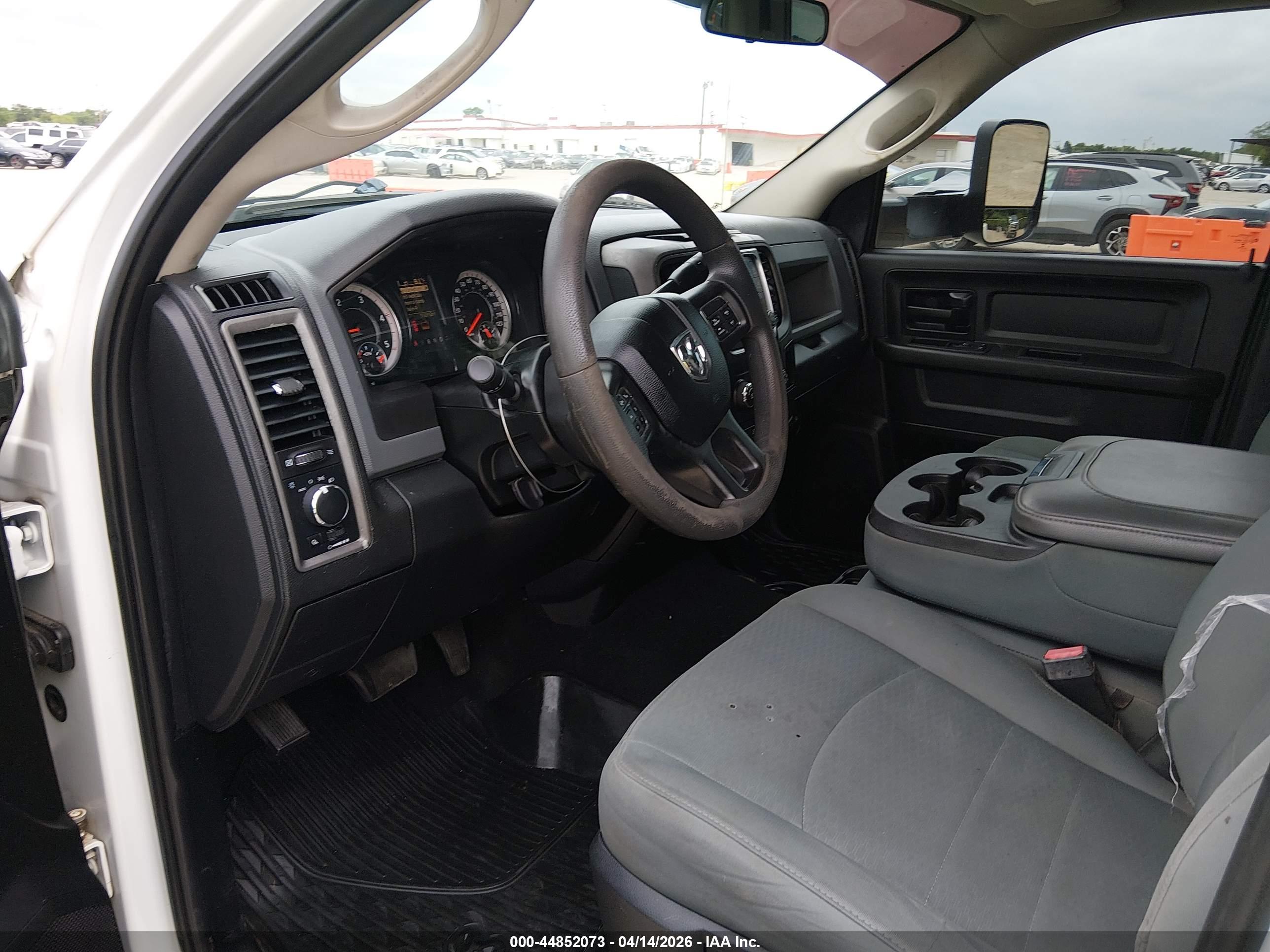 RAM 3500 image 7