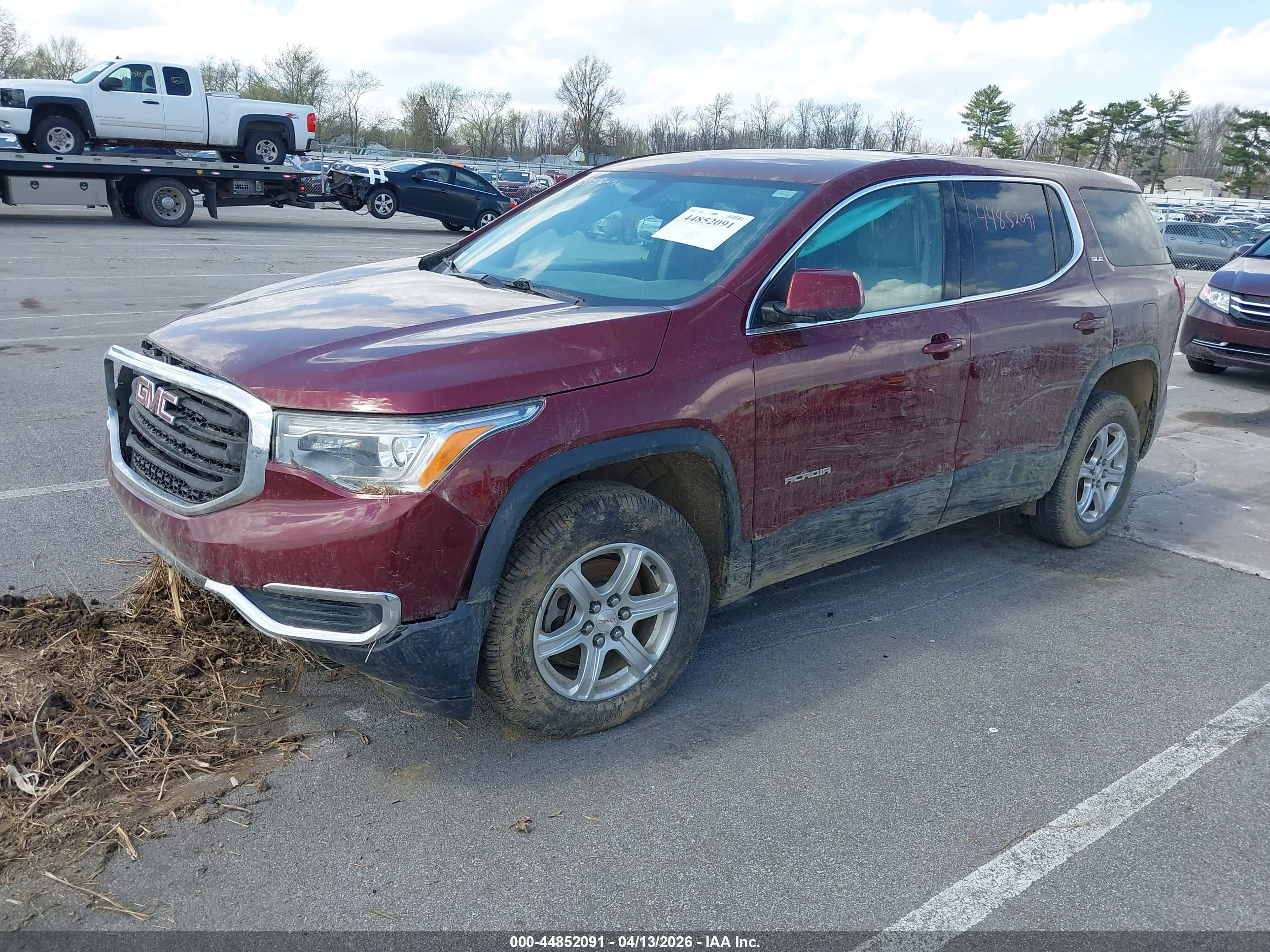GMC ACADIA image 2