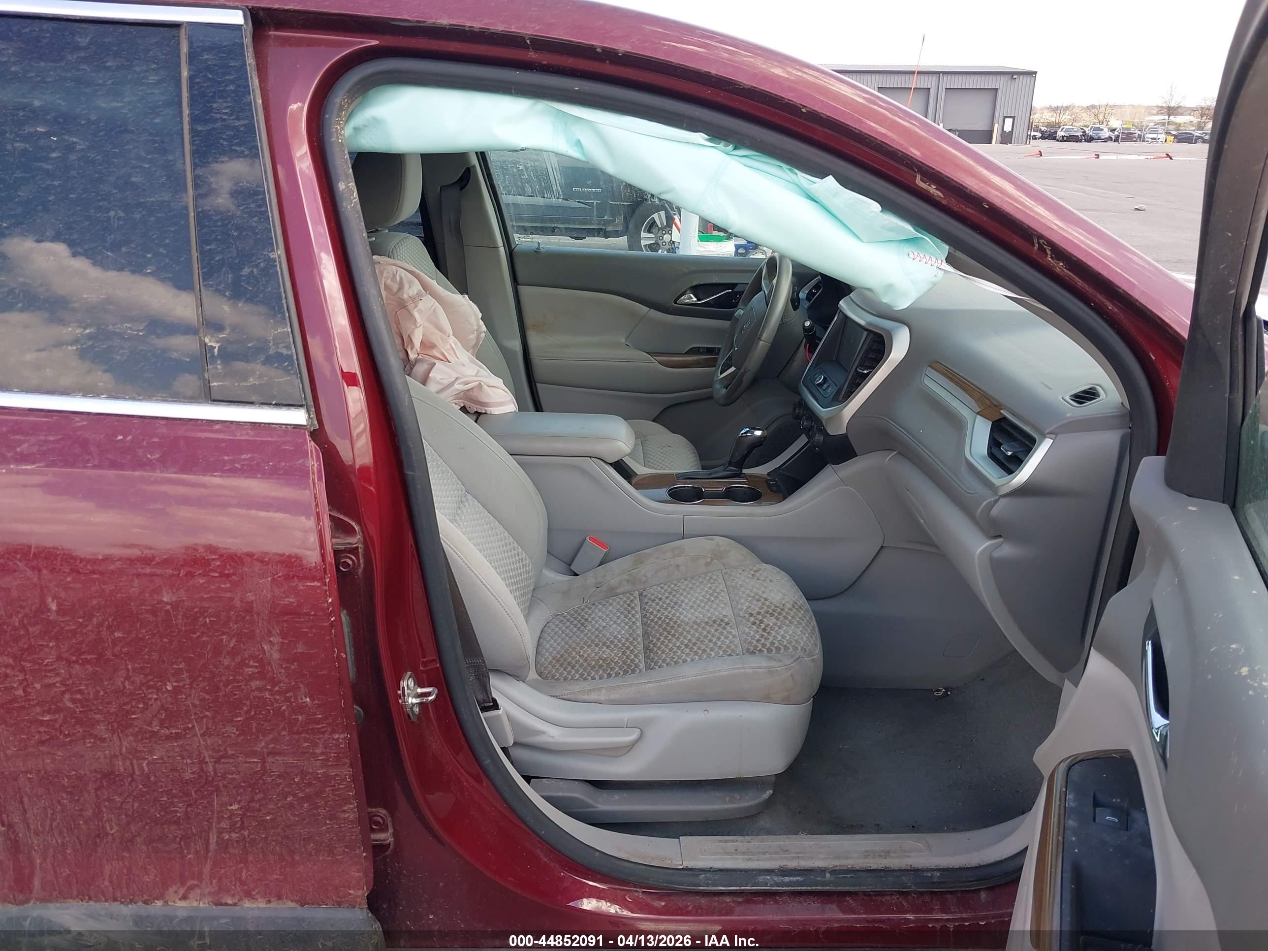 GMC ACADIA image 5