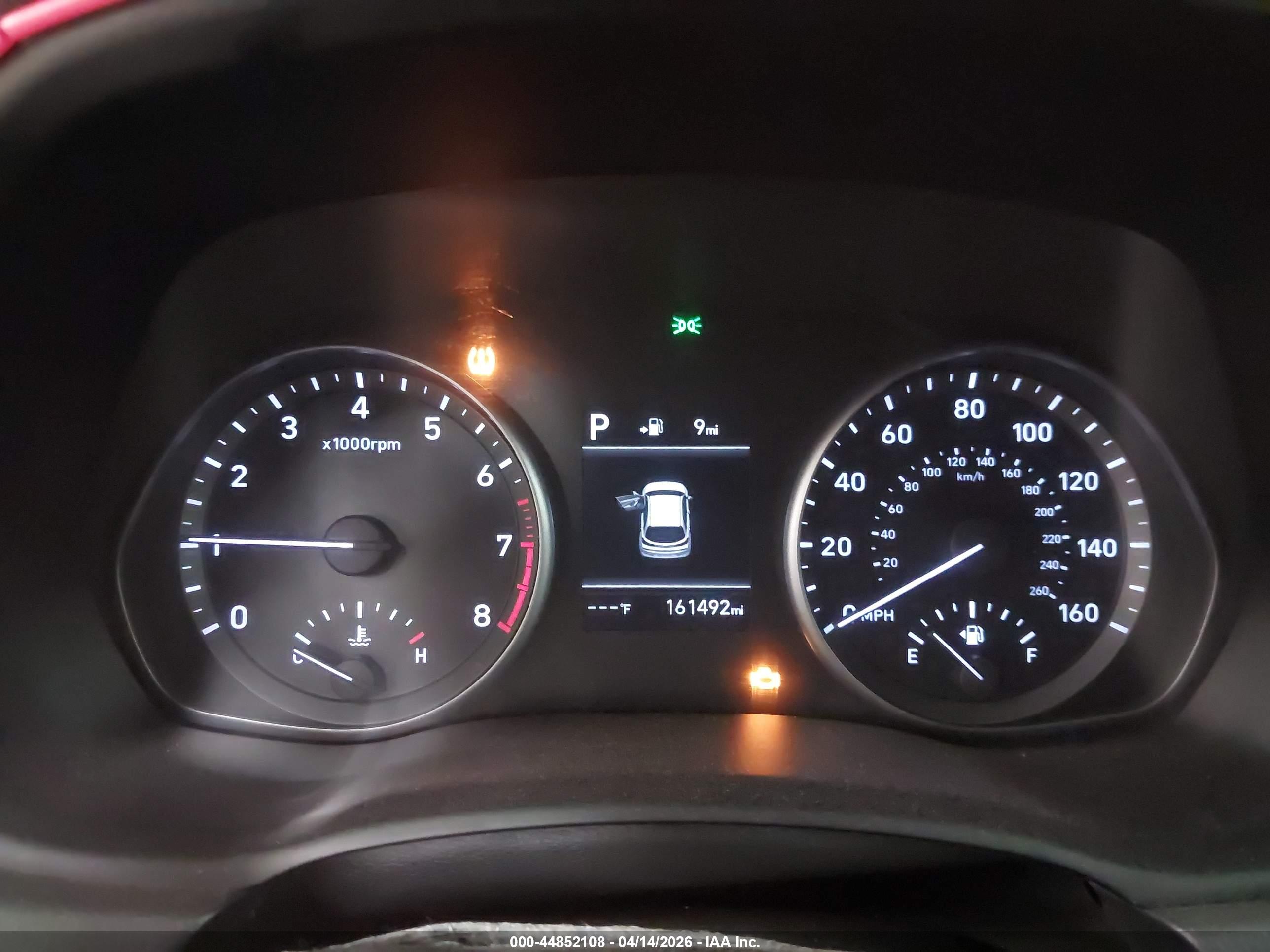 HYUNDAI ELANTRA image 7