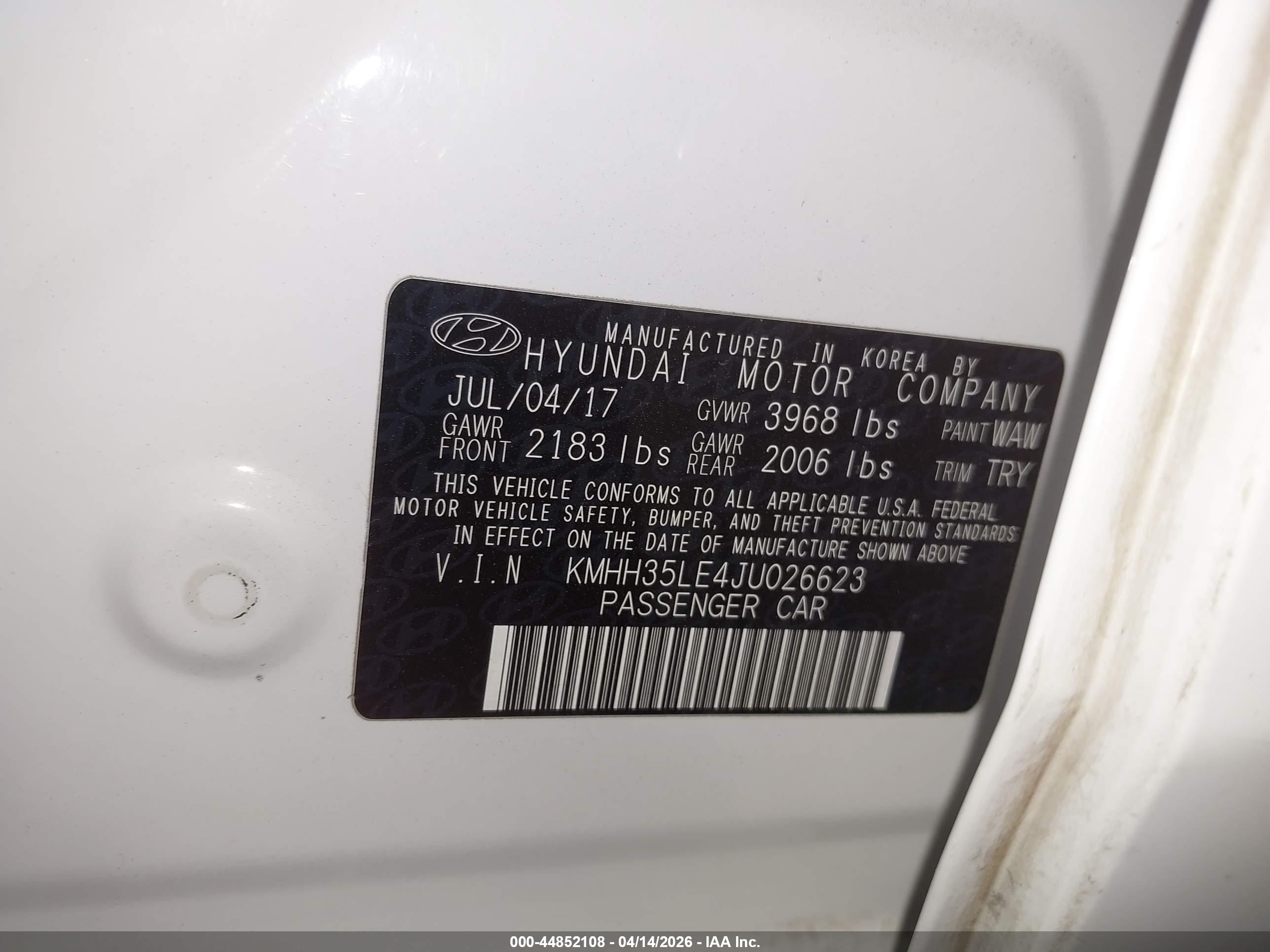 HYUNDAI ELANTRA image 9