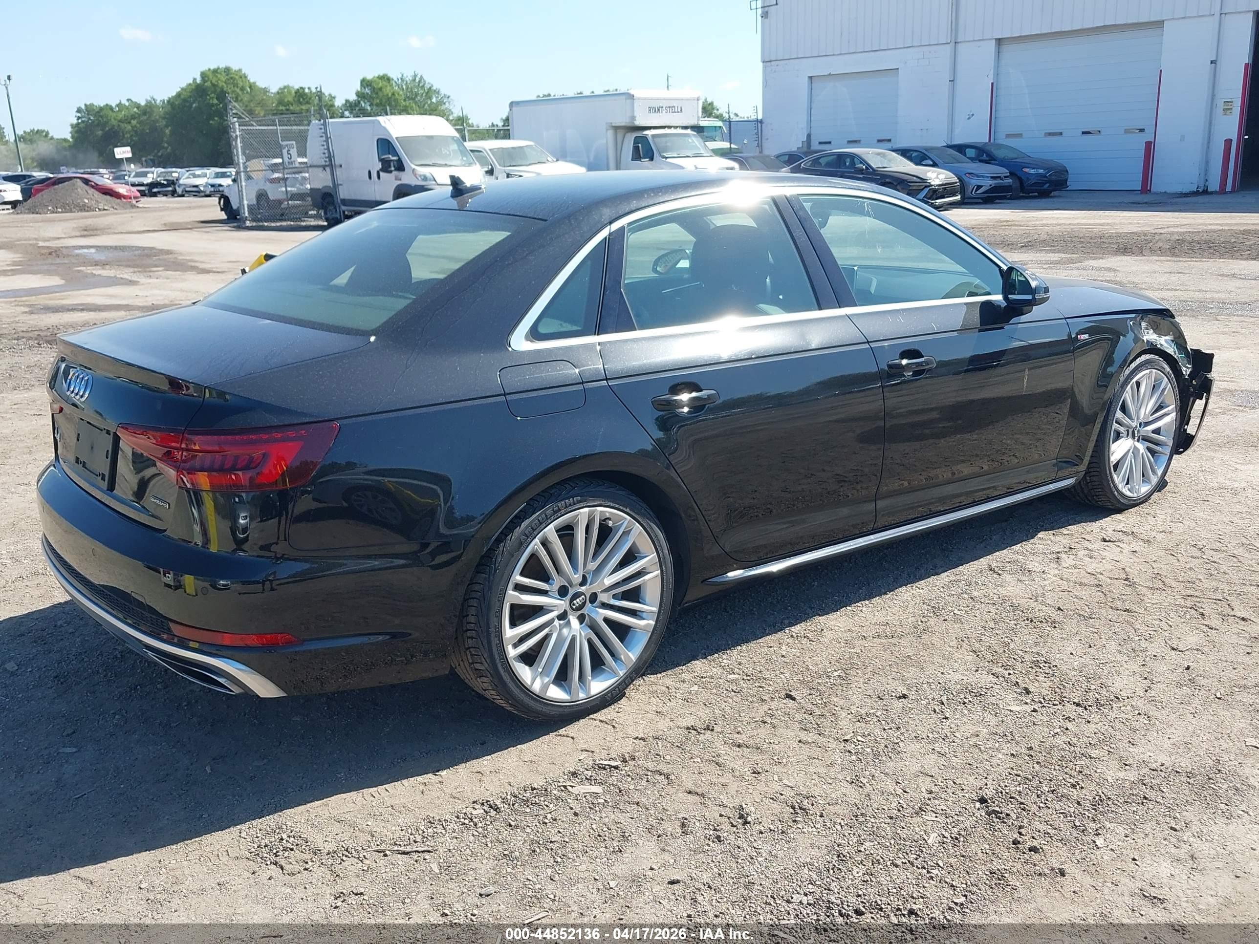AUDI A4 image 4