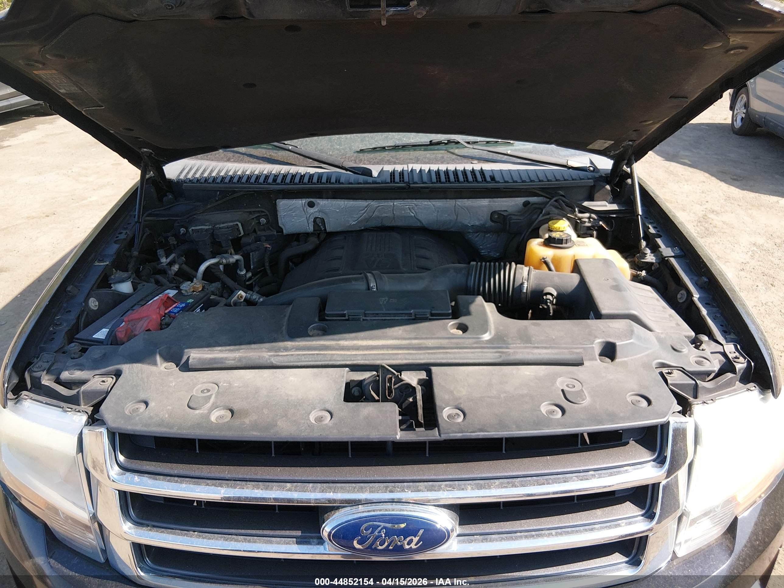 FORD EXPEDITION image 10