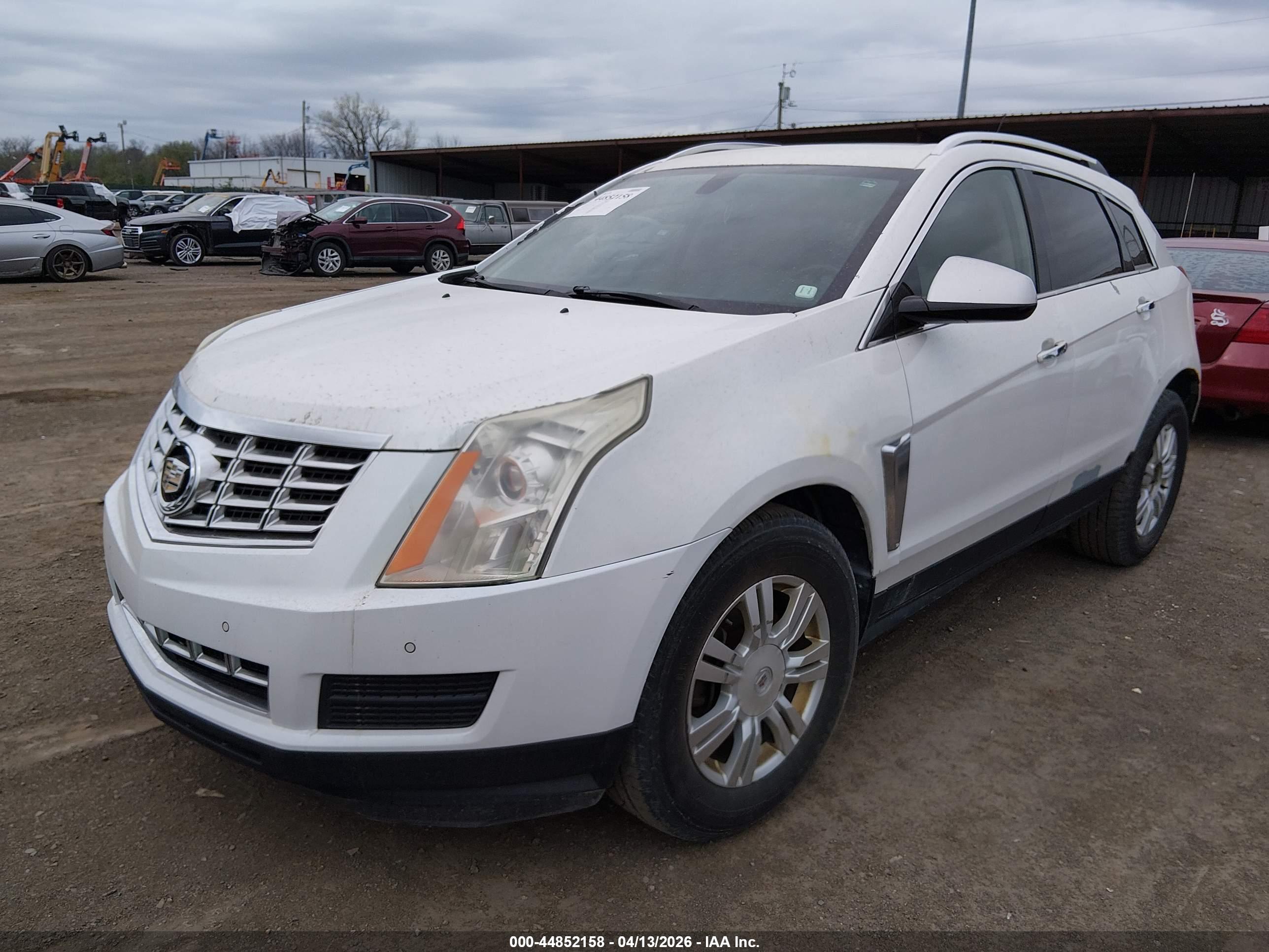 CADILLAC SRX image 2