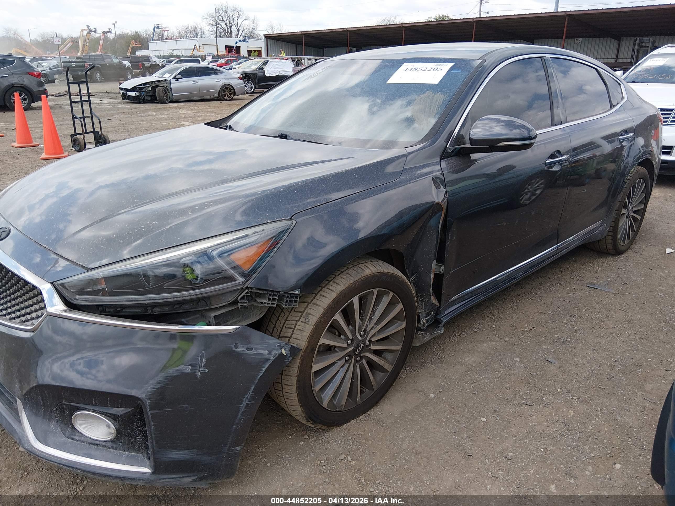 KIA CADENZA image 6