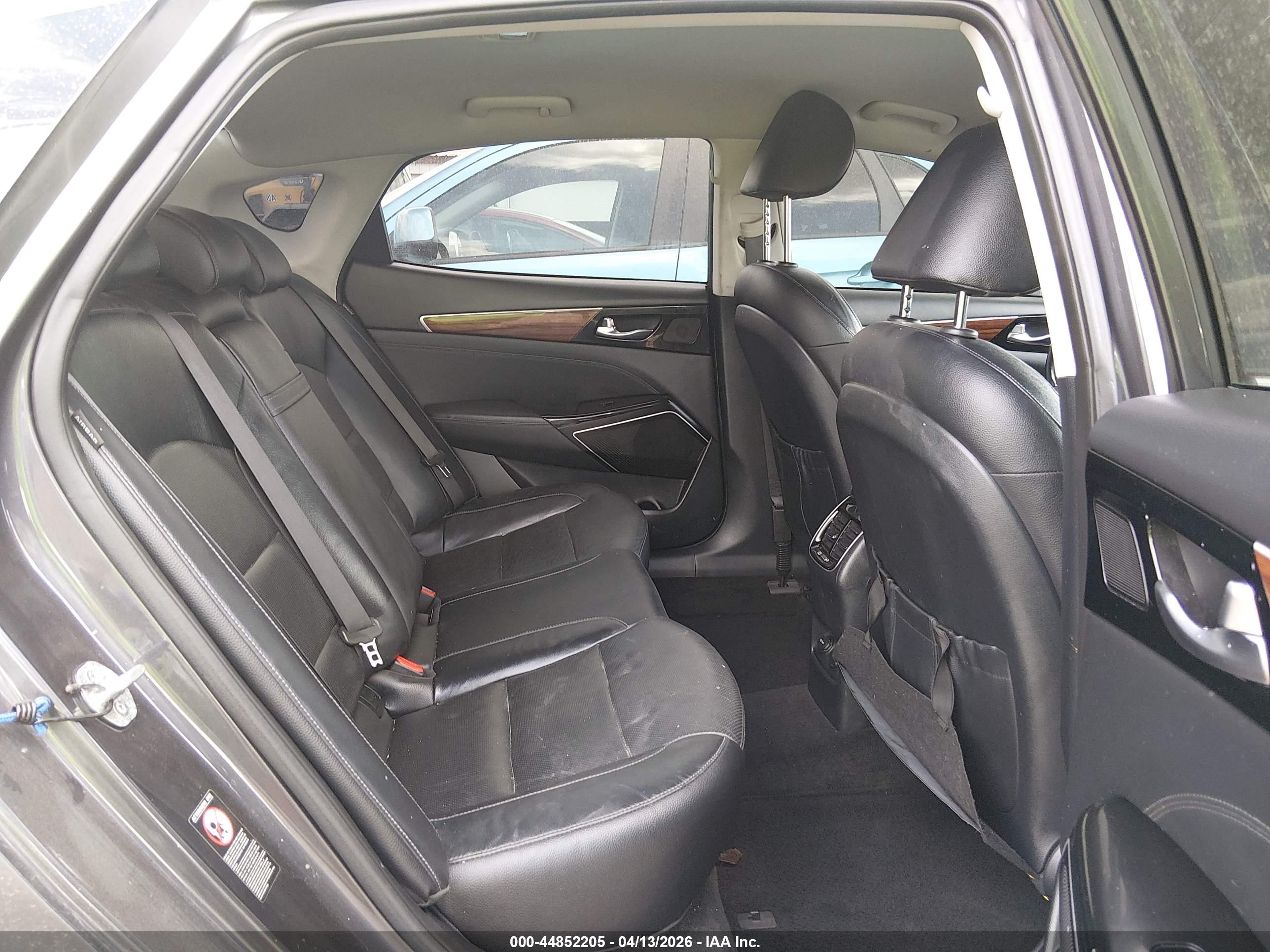 KIA CADENZA image 8