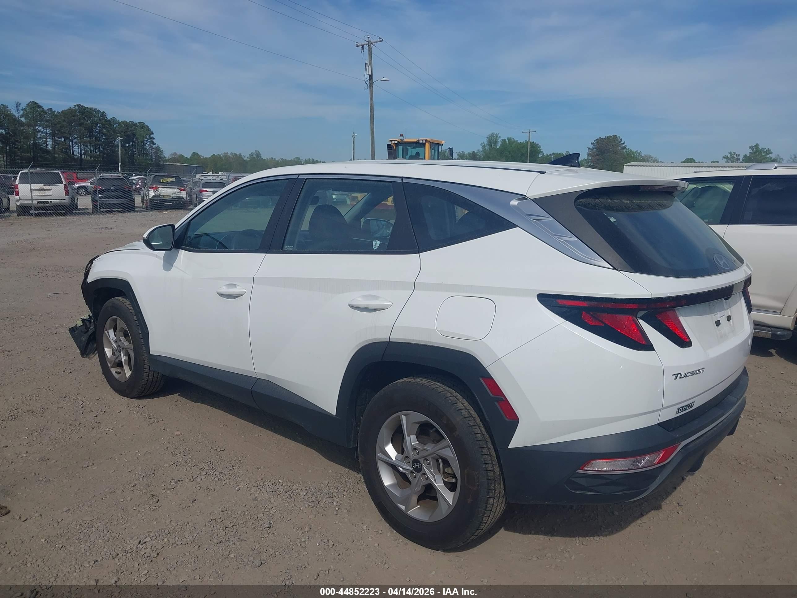 HYUNDAI TUCSON image 3