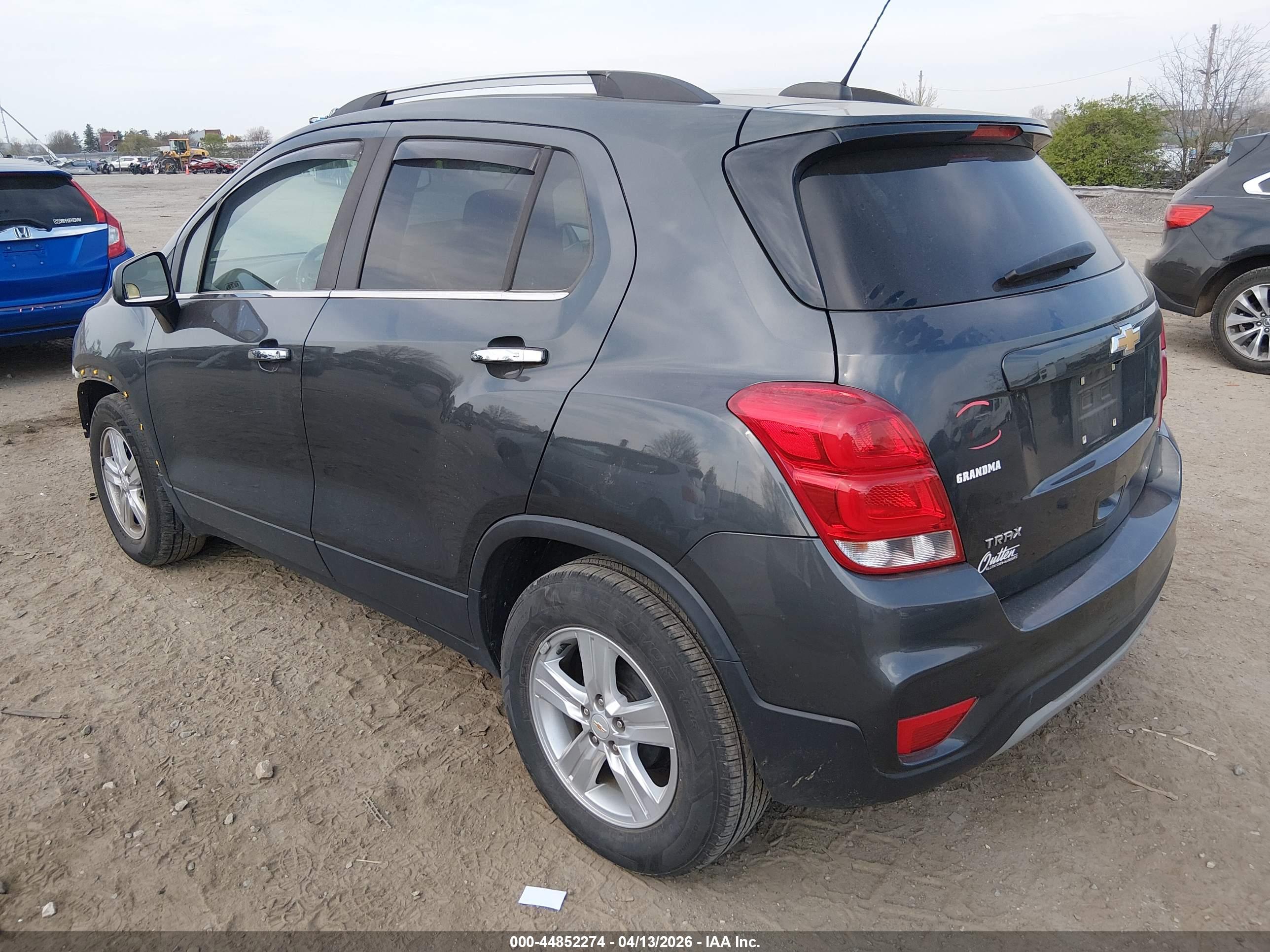 CHEVROLET TRAX image 3