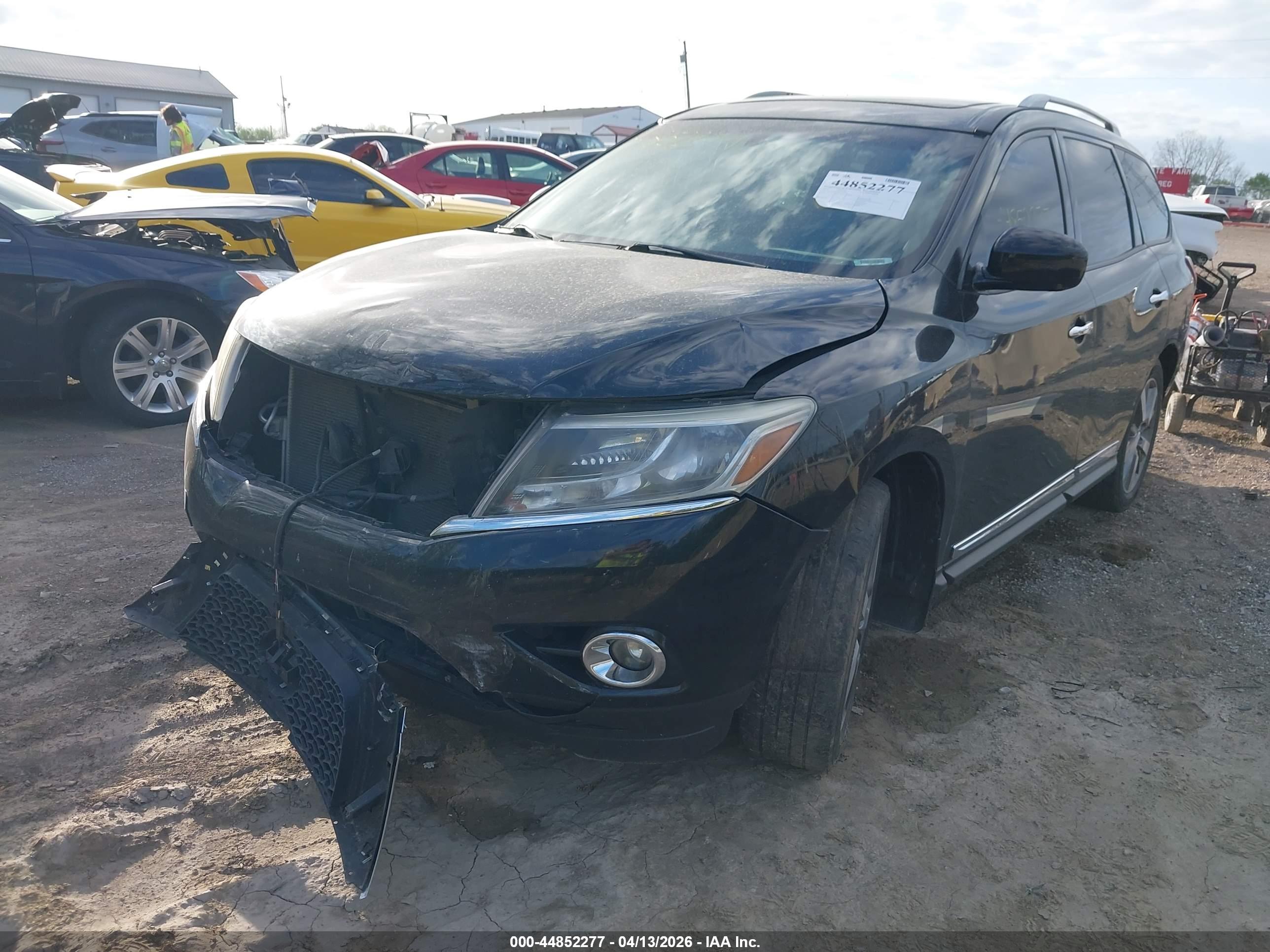 NISSAN PATHFINDER image 6