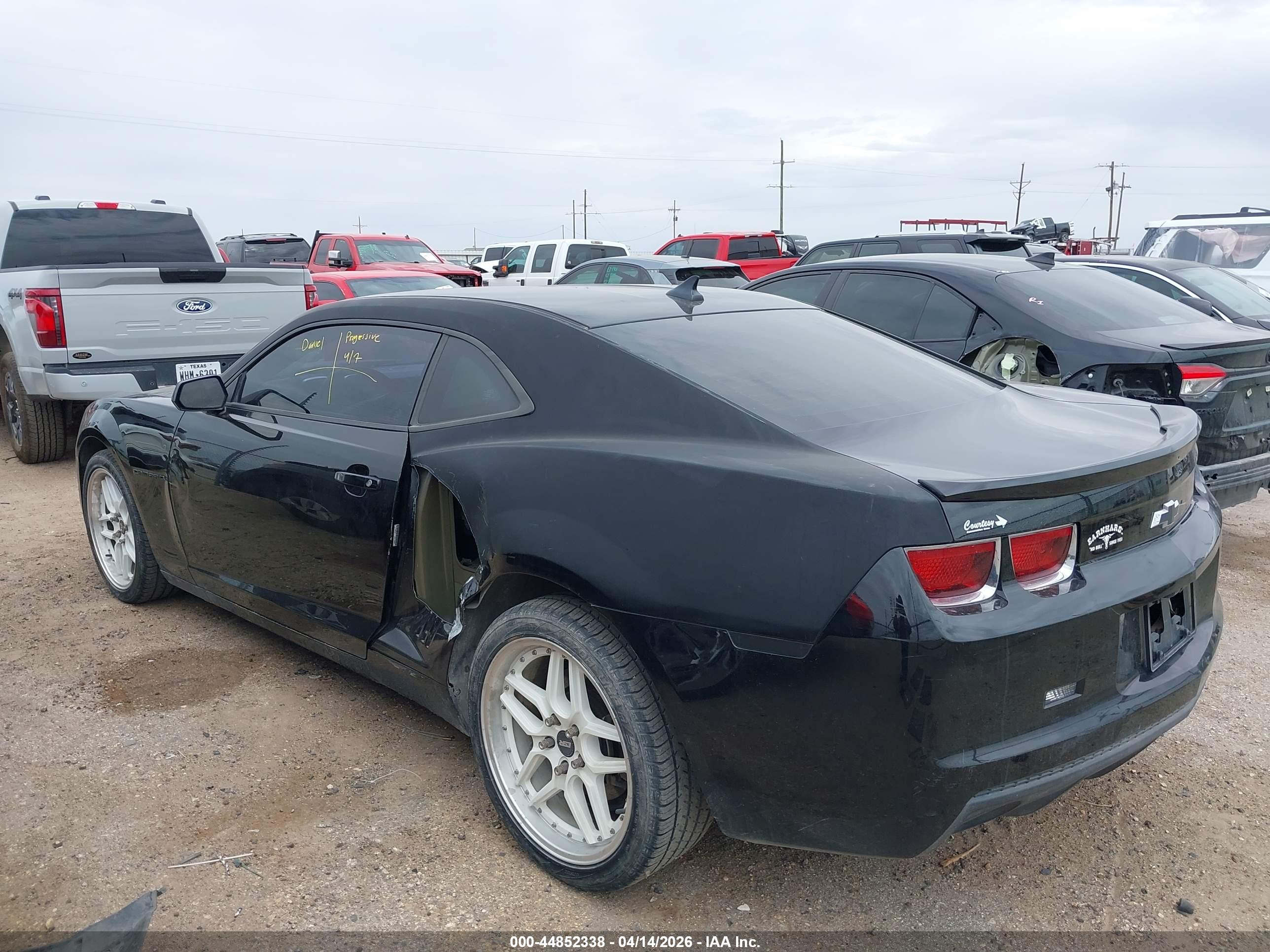 CHEVROLET CAMARO image 3