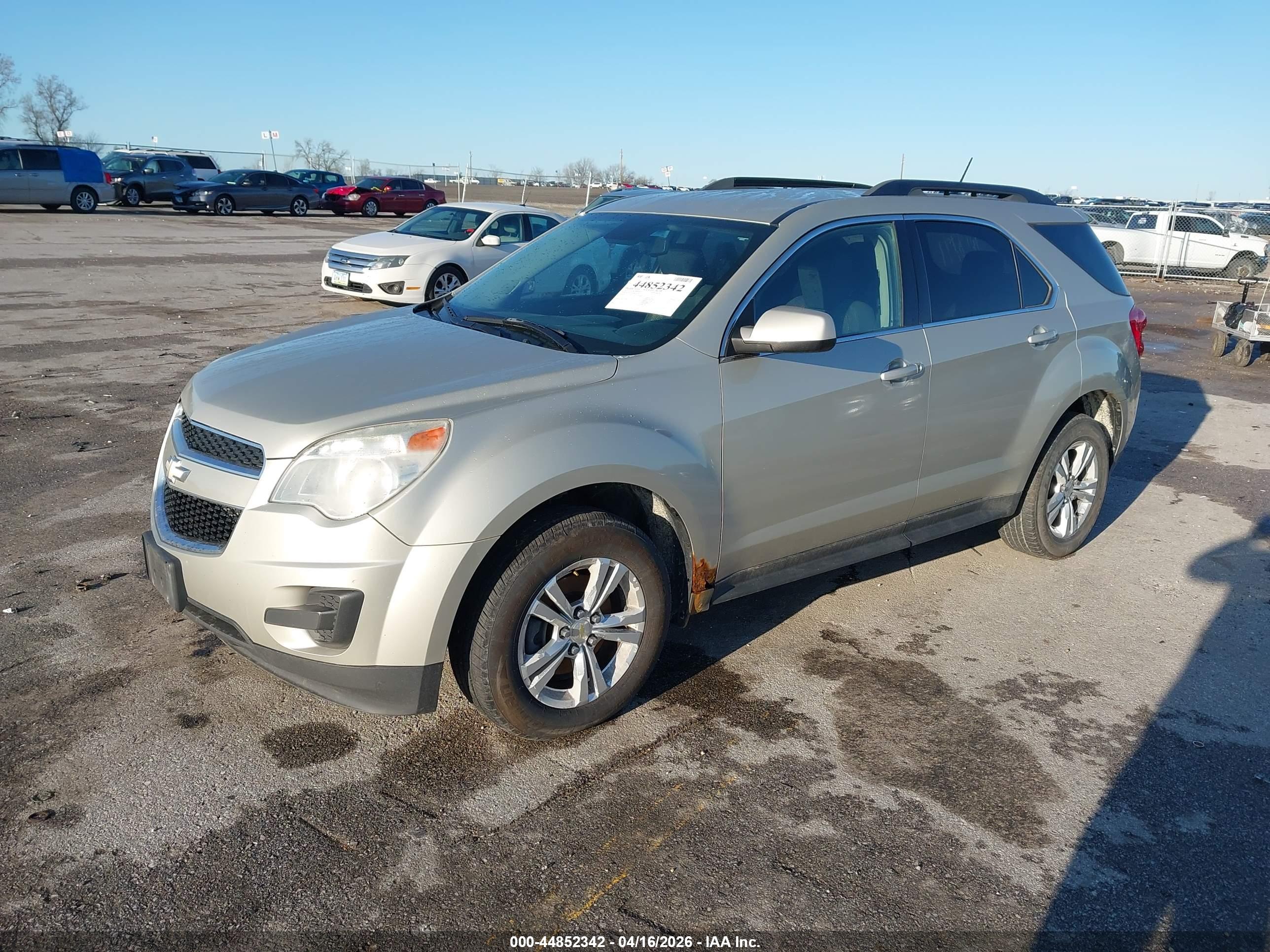 CHEVROLET EQUINOX image 2