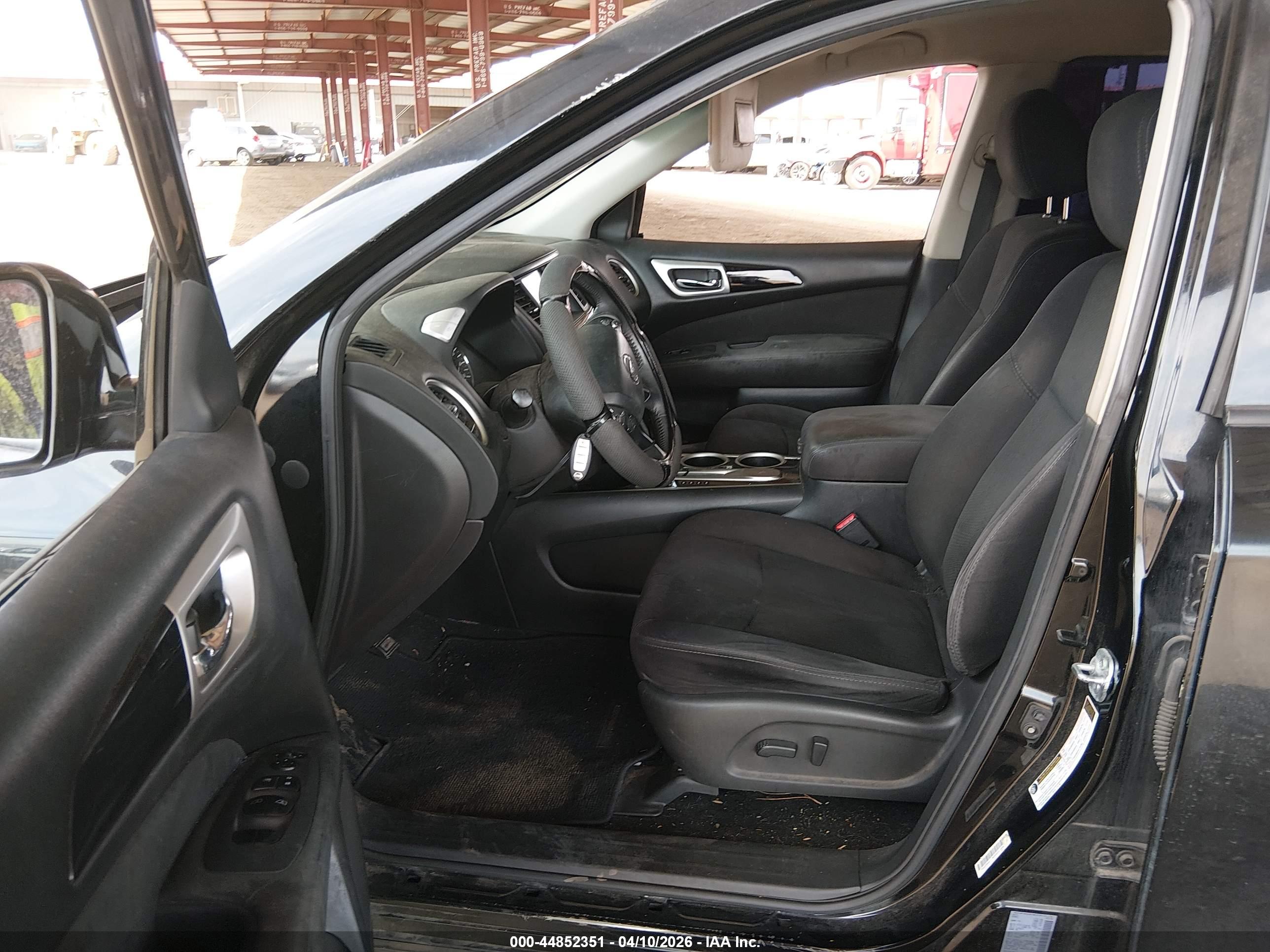 NISSAN PATHFINDER image 5