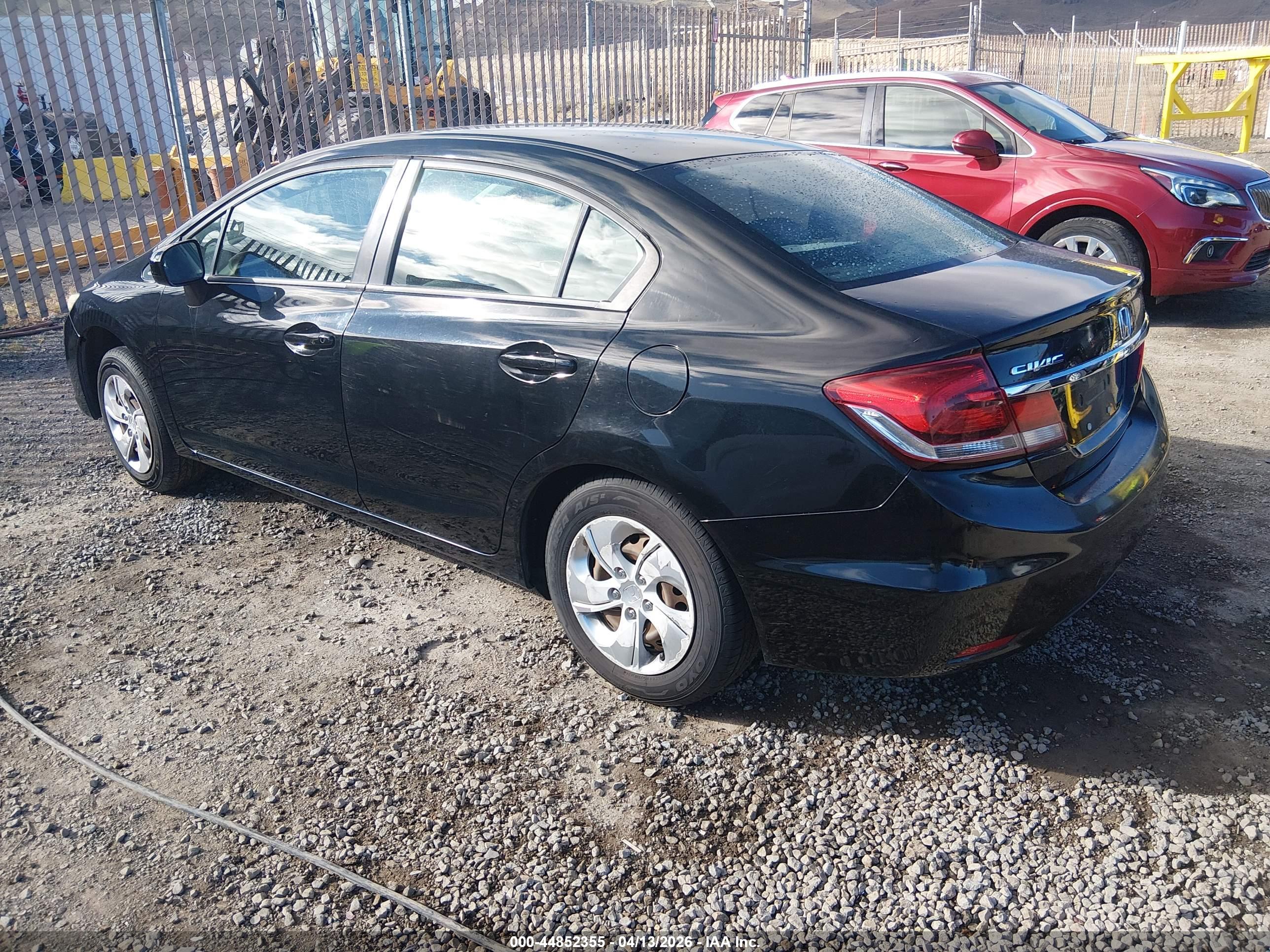 HONDA CIVIC image 3