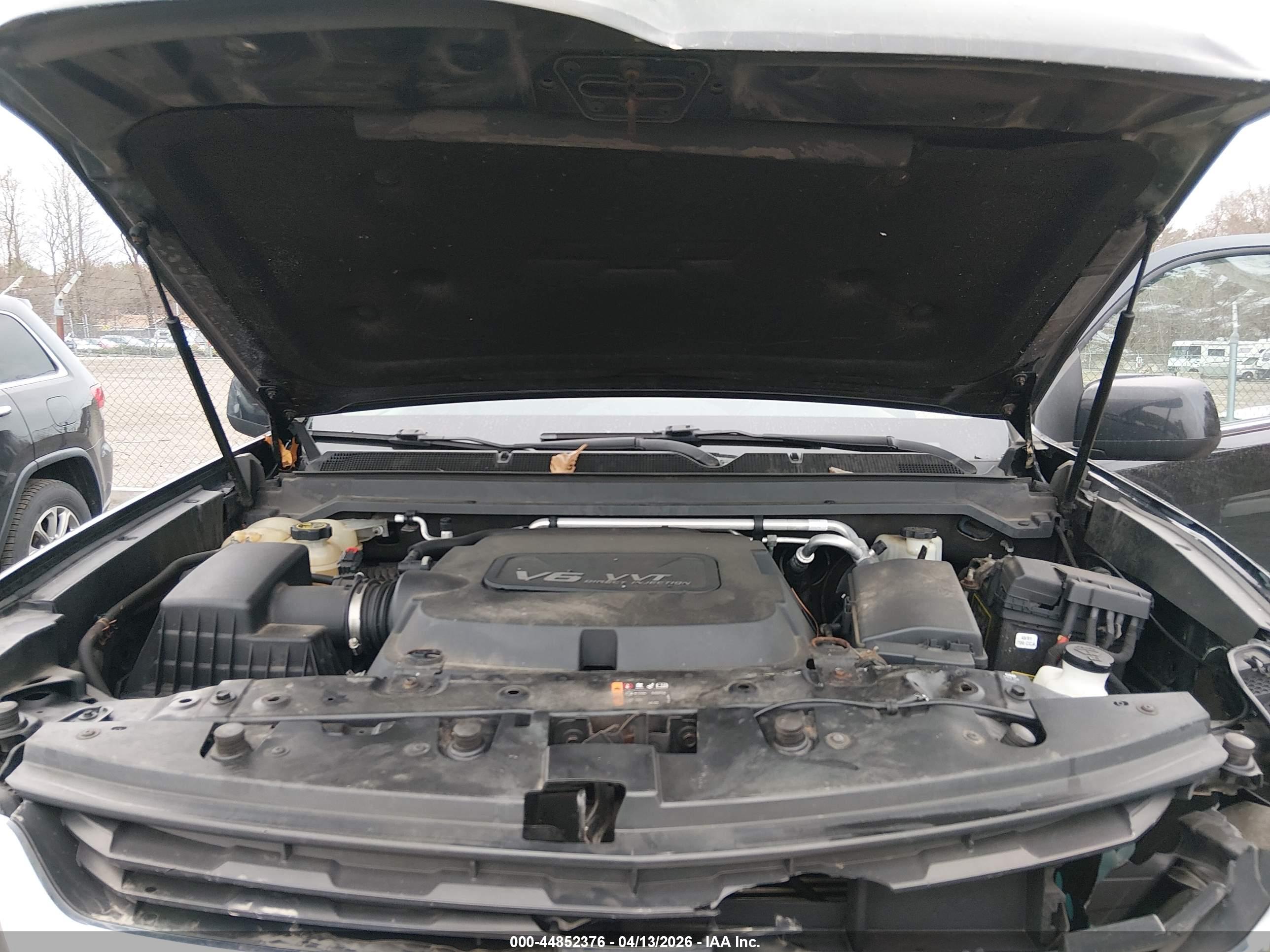 CHEVROLET COLORADO image 10