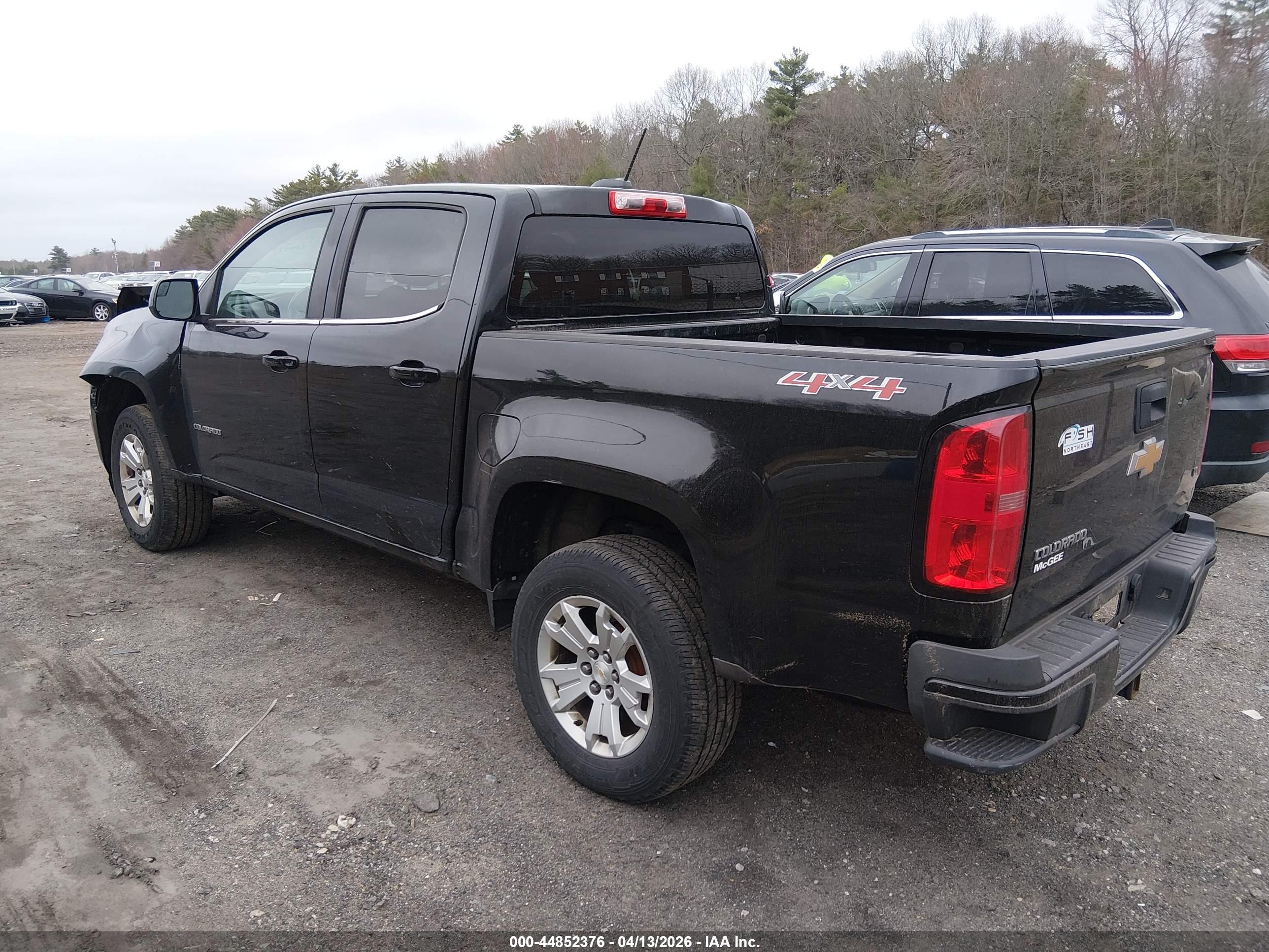 CHEVROLET COLORADO image 3