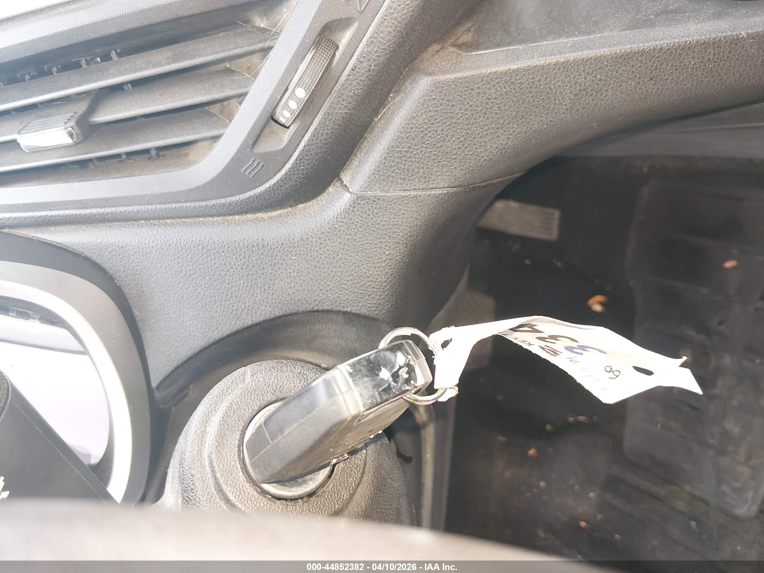 CHEVROLET EQUINOX image 11