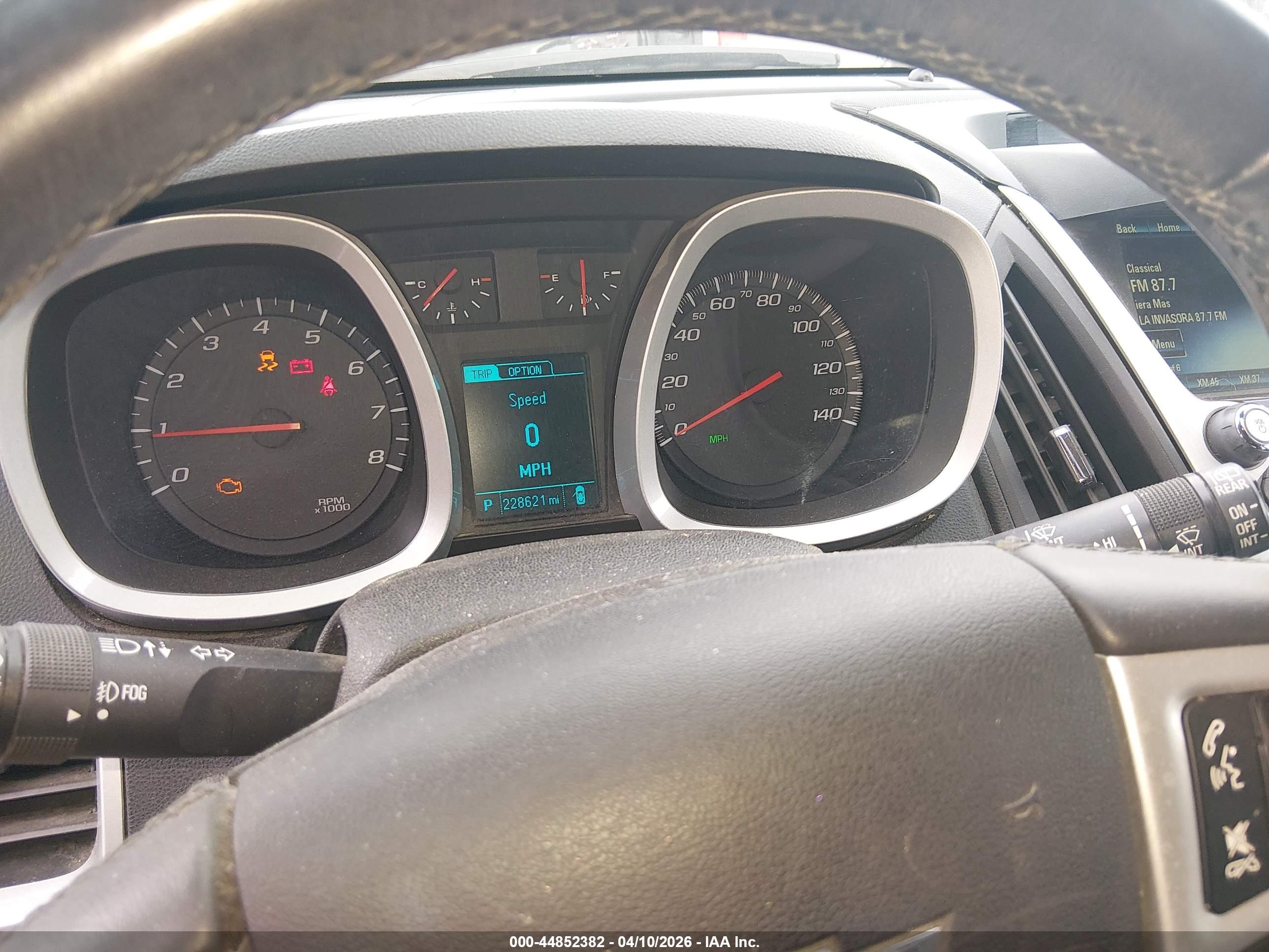 CHEVROLET EQUINOX image 7