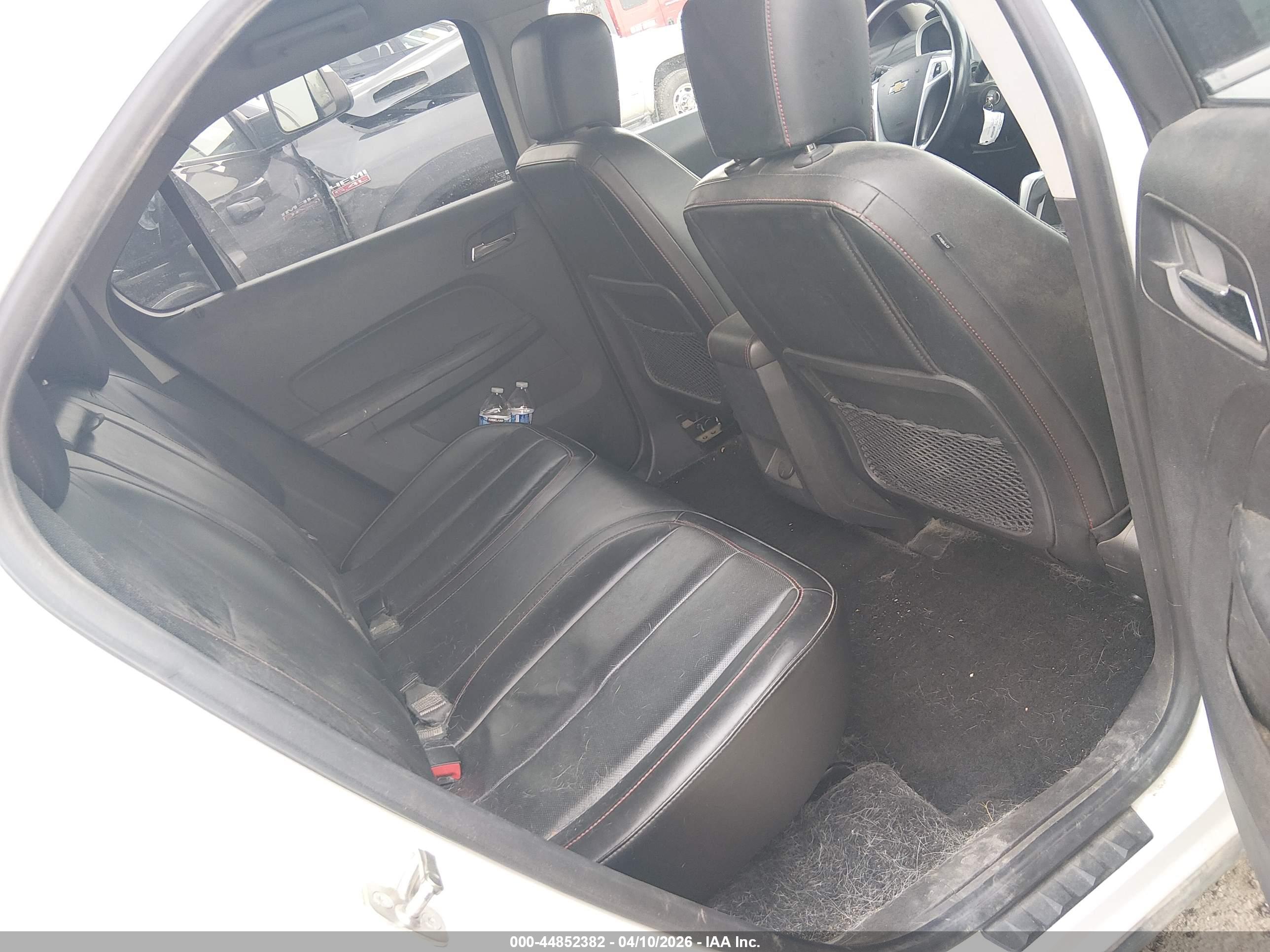 CHEVROLET EQUINOX image 8