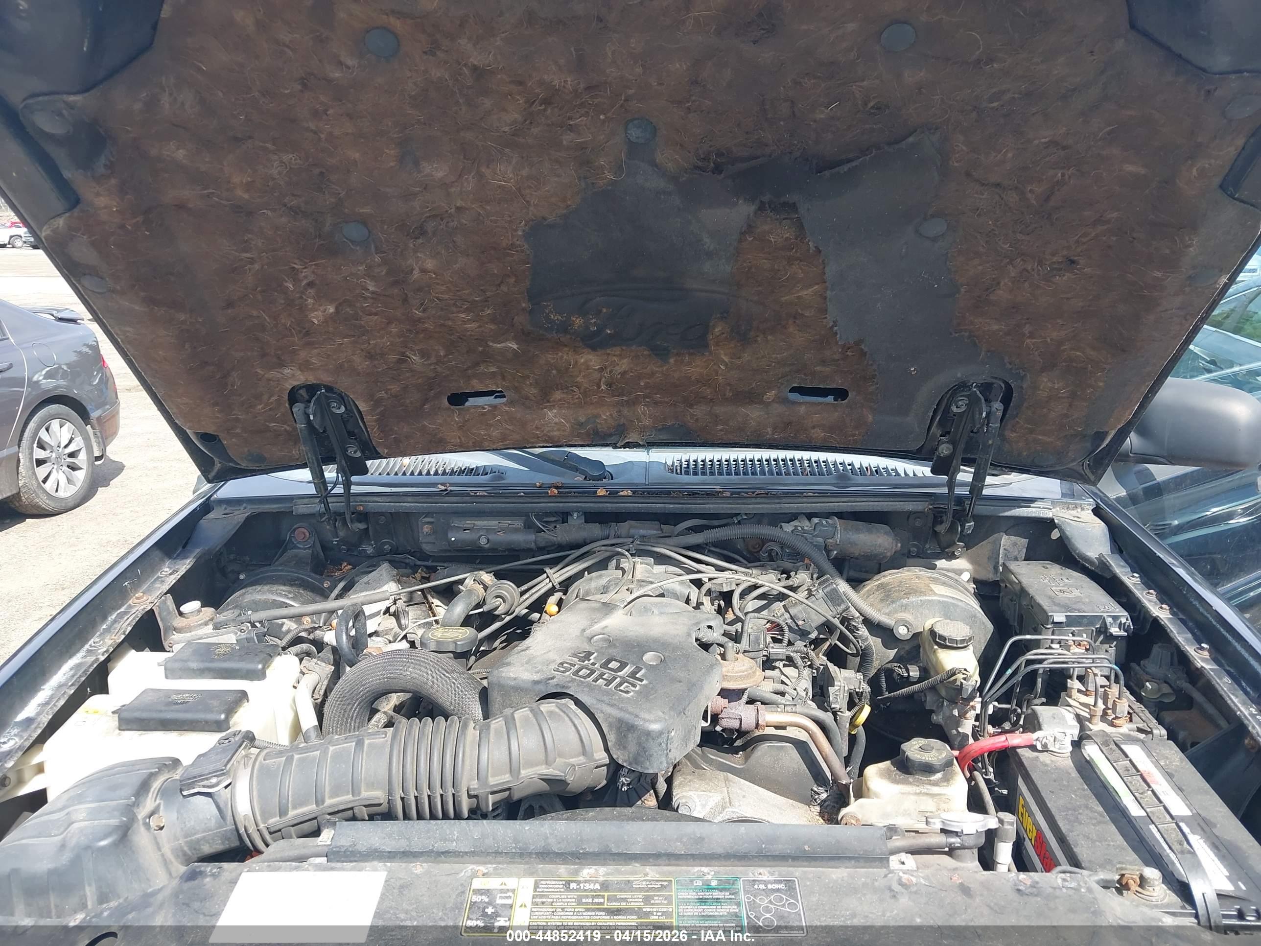 FORD EXPLORER image 10
