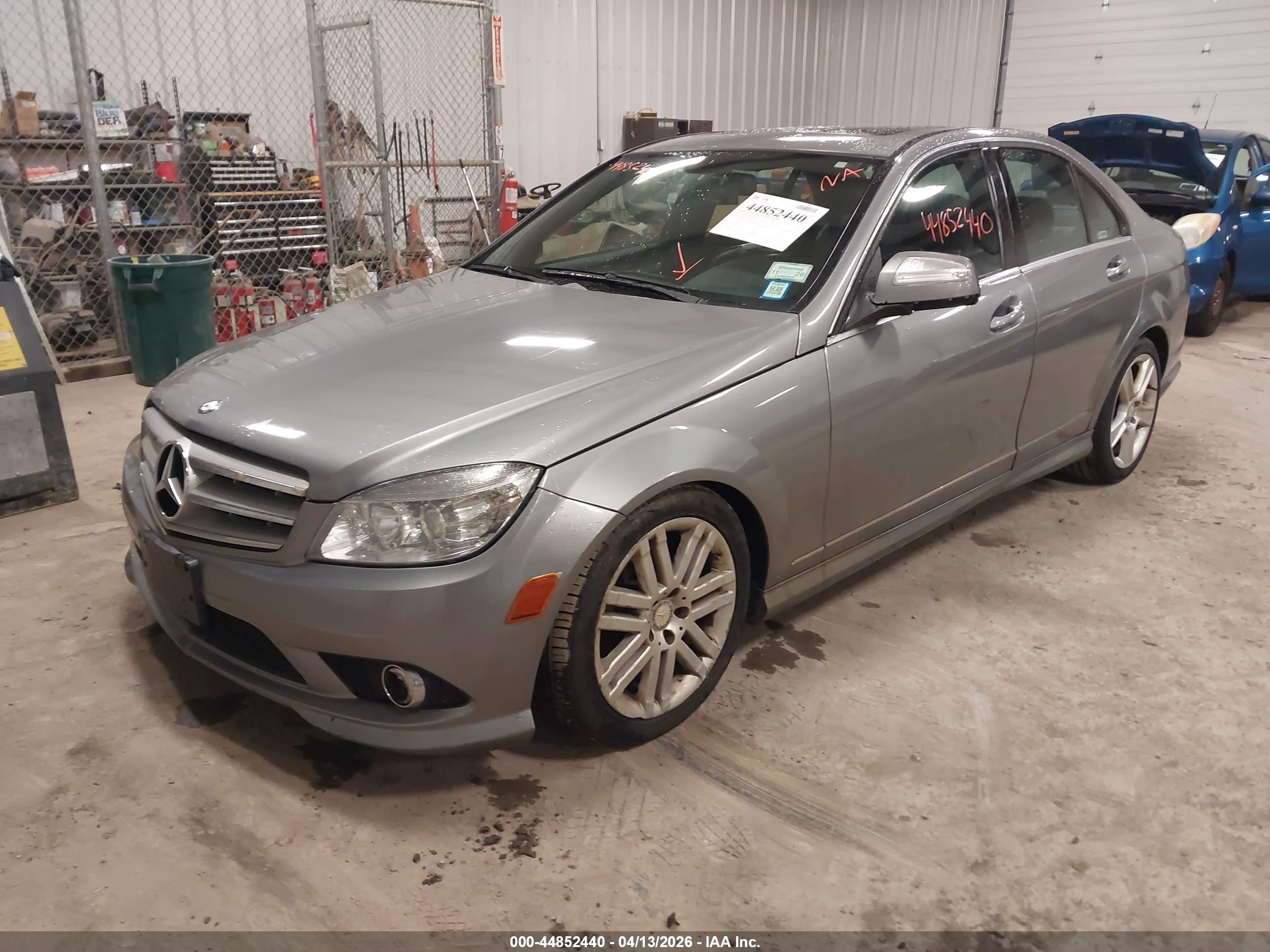 MERCEDES-BENZ C image 2