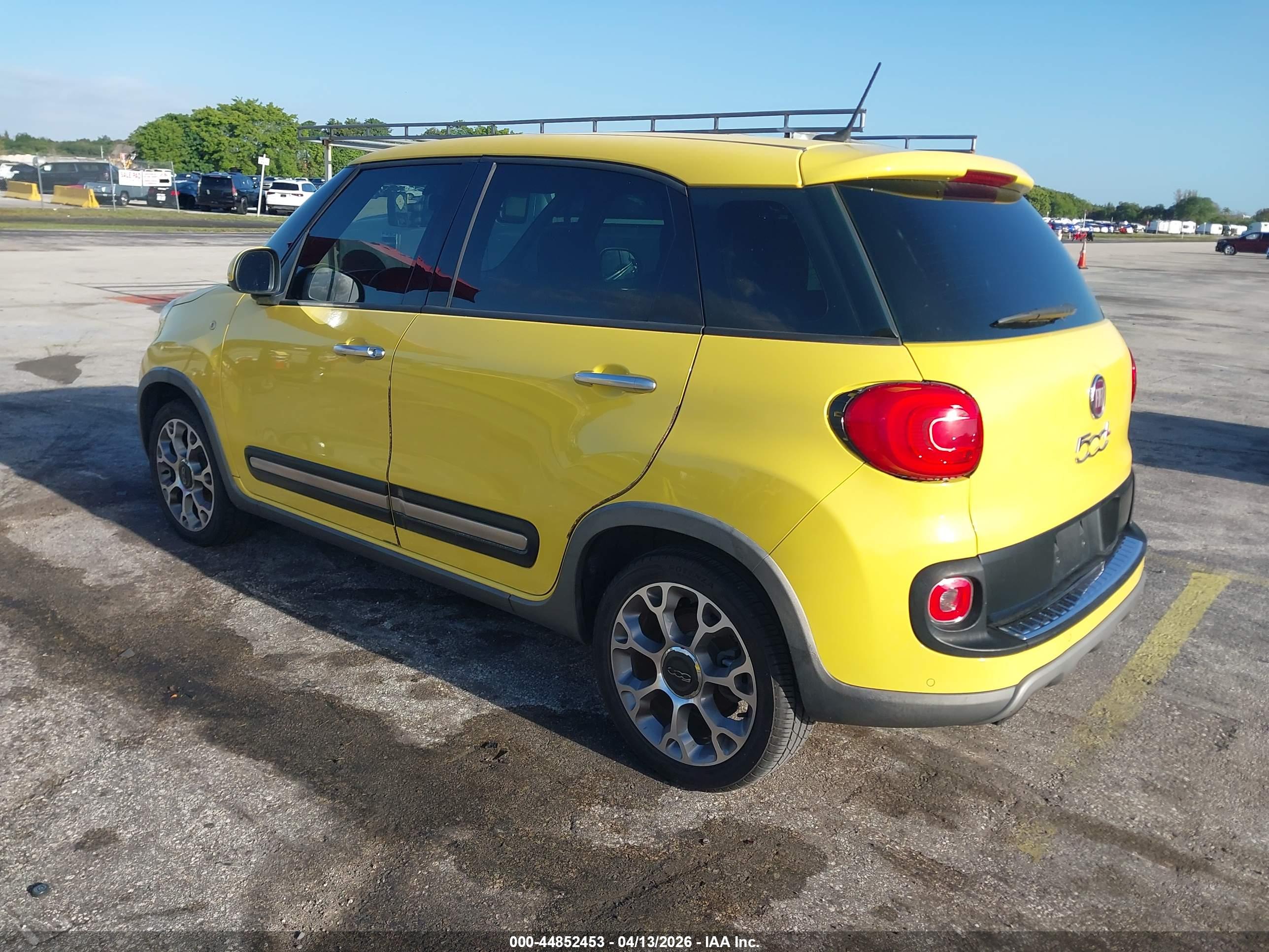FIAT 500L image 3