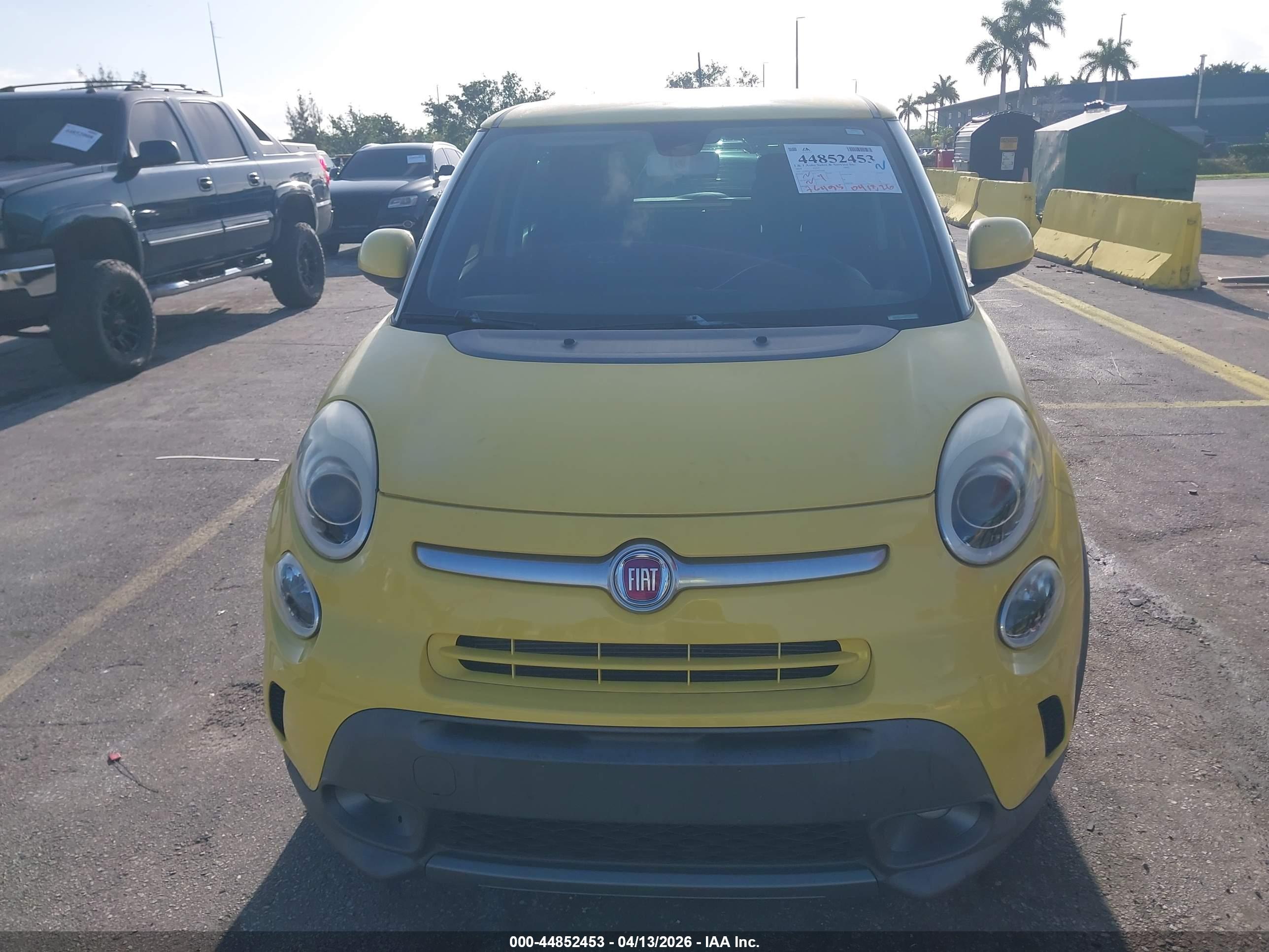 FIAT 500L image 6