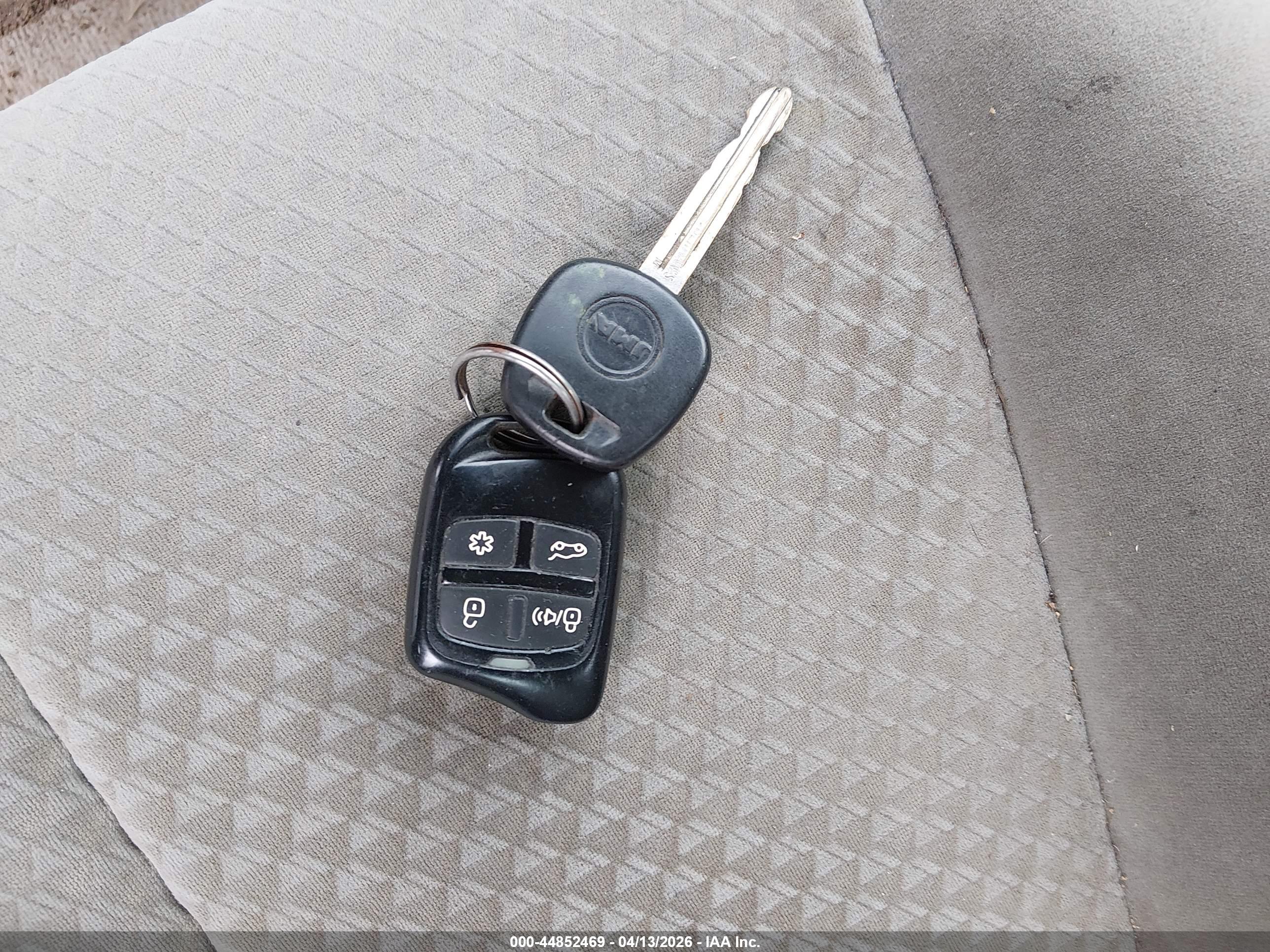 TOYOTA CAMRY image 11