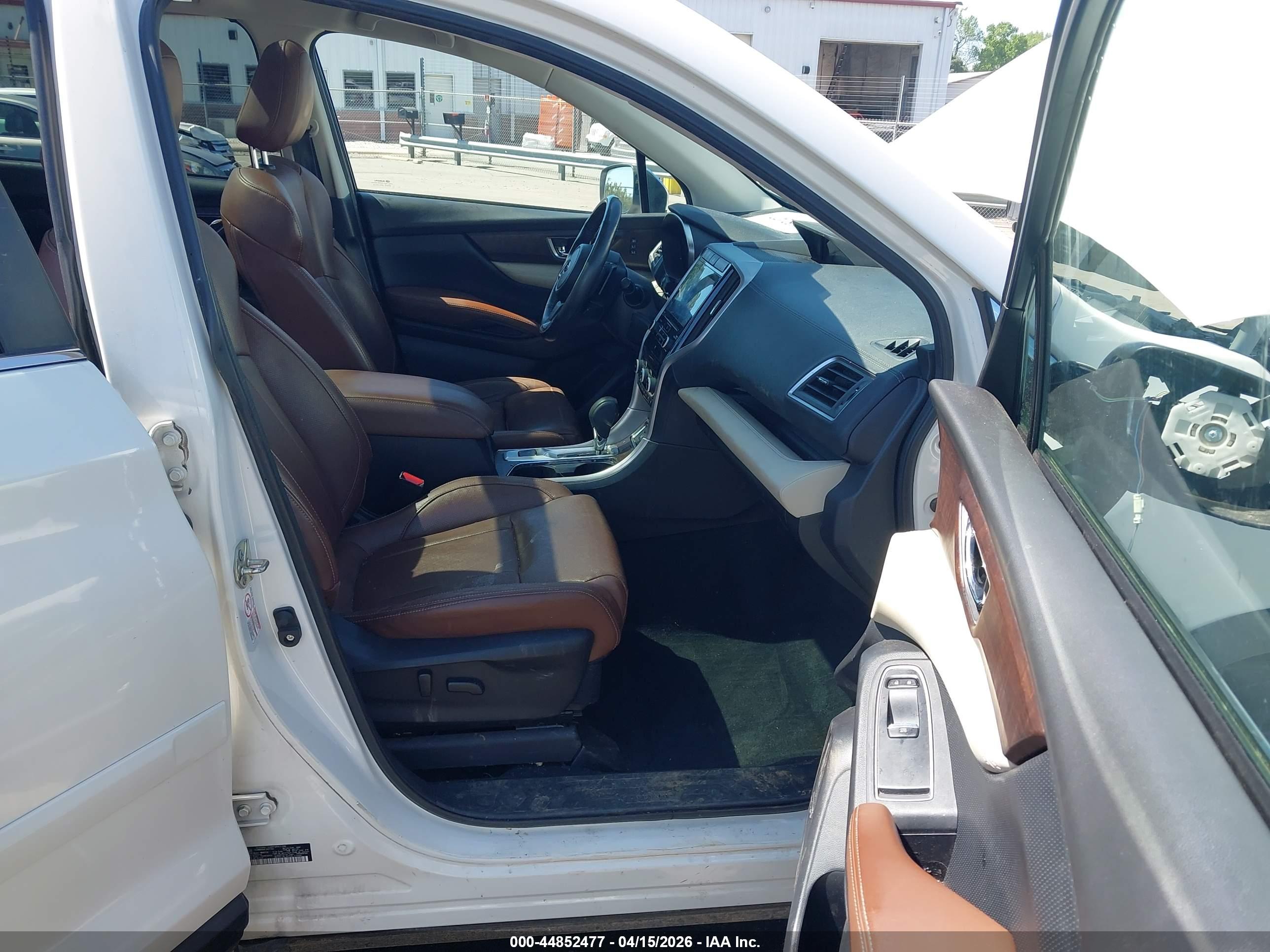 SUBARU ASCENT image 5