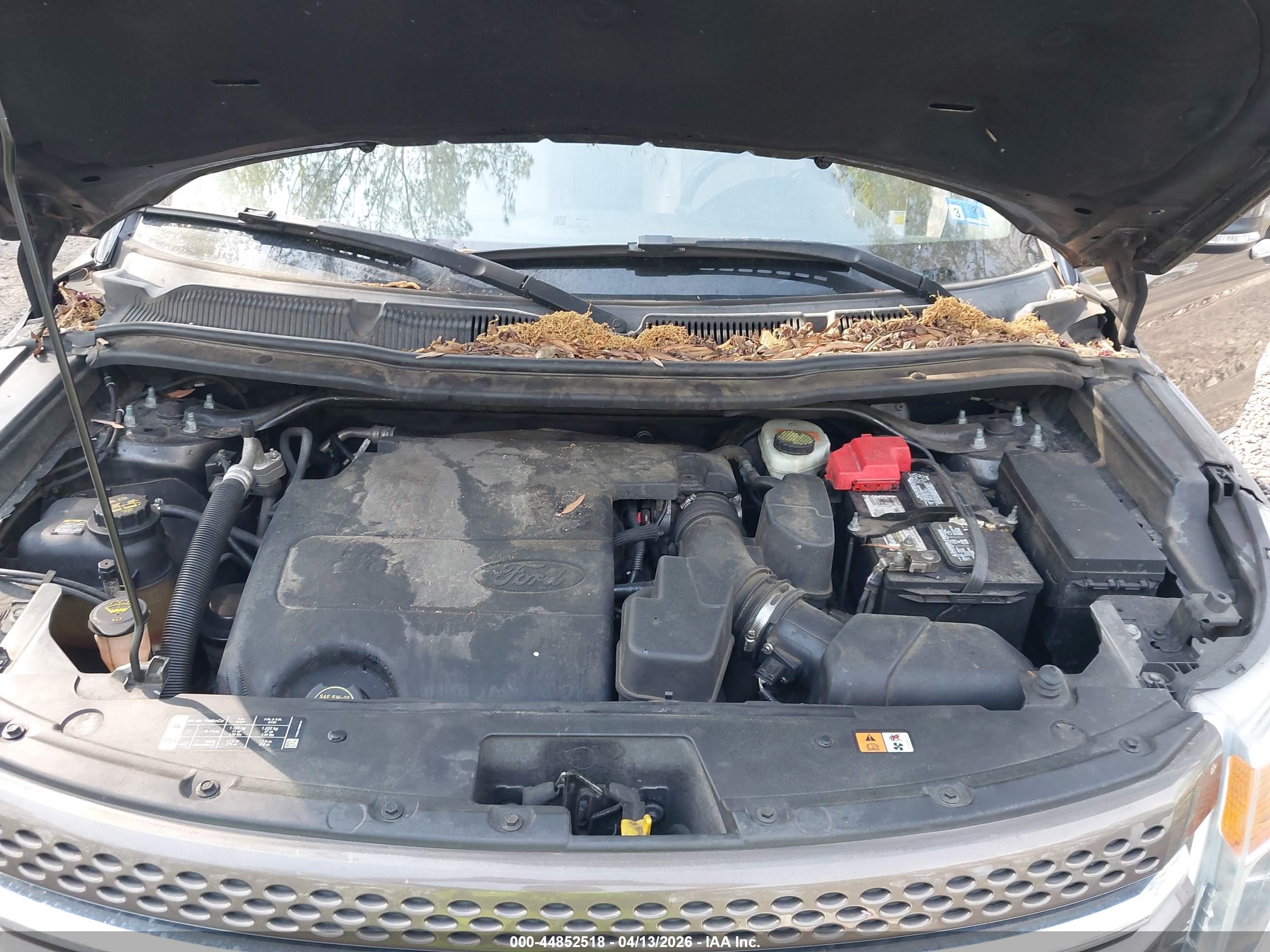 FORD EXPLORER image 10