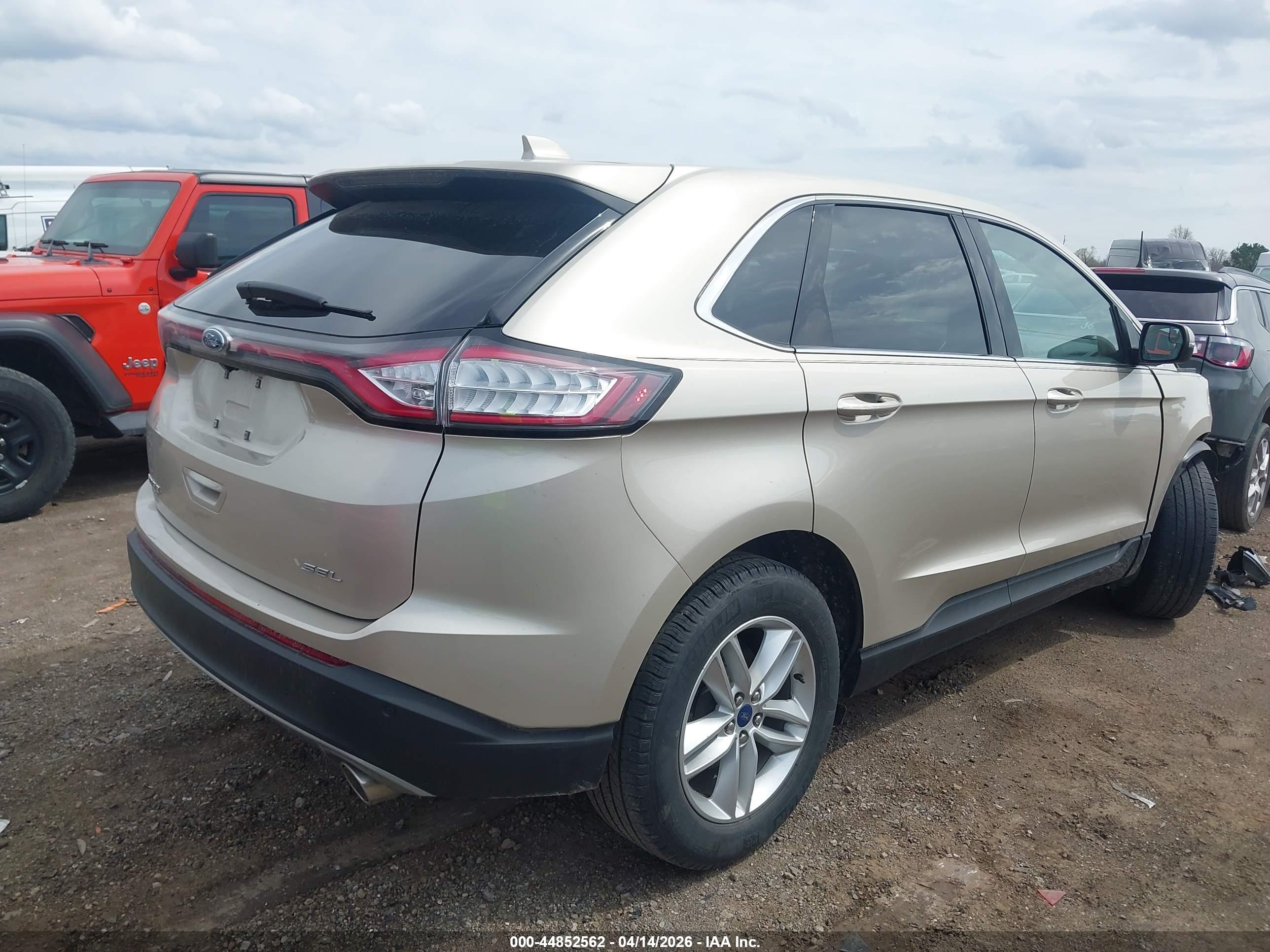 FORD EDGE image 4